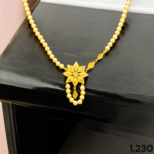 TRJ WGT: 1.230 GM APPROX 22KT HUID HALLMARK GOLD MOTI PENDANT 1 PIECE.