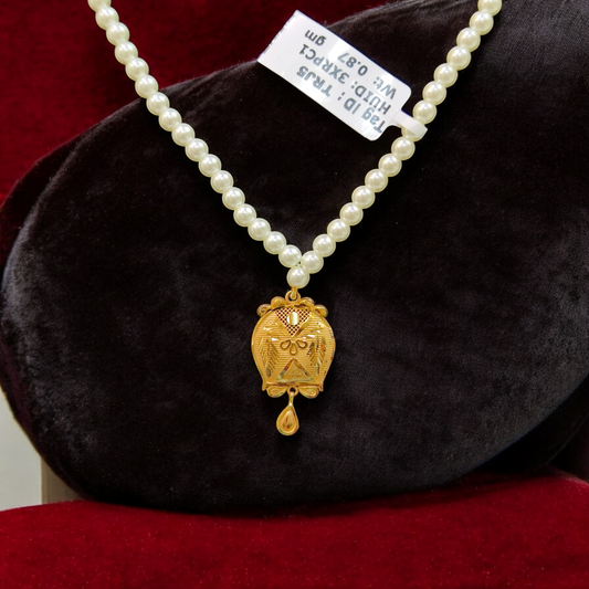 TRJ WGT: 0.870 GM APPROX 22KT HUID HALLMARK GOLD MOTI PENDANT 1 PIECE.