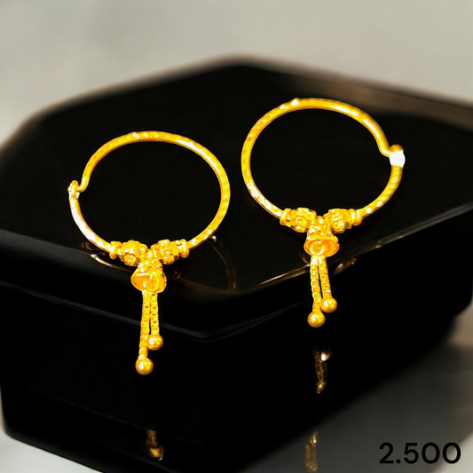 TRJ WGT: 2.500 GM APPROX 22KT HUID HALLMARK GOLD EAR BALI 1 PAIR.