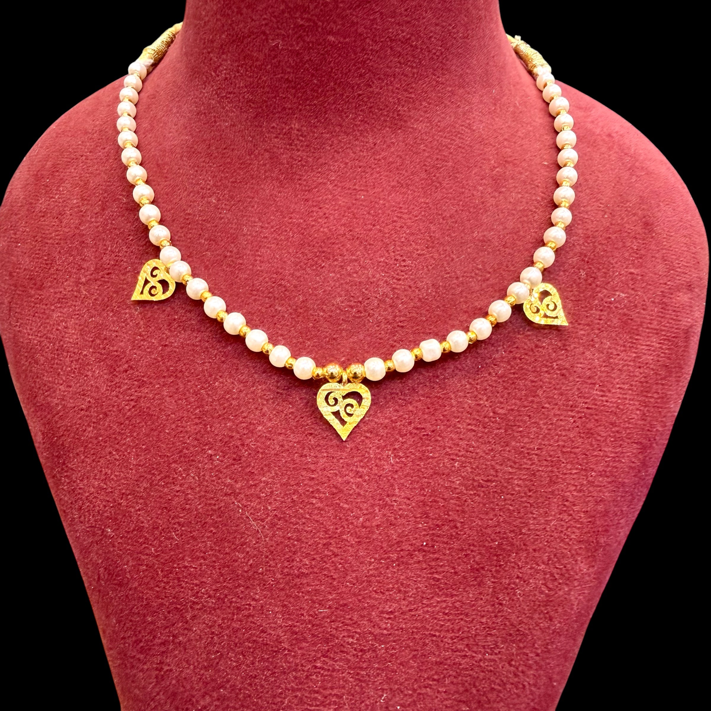 GOLD MOTI HAR- WGT: 0.410 - 0.470 GM APPROX BIS CERTIFIED HUID HALLMARK 375 9KT GOLD MOTI SELIHAR 1 PIECE WITH ADJUSTABLE TASSEL.