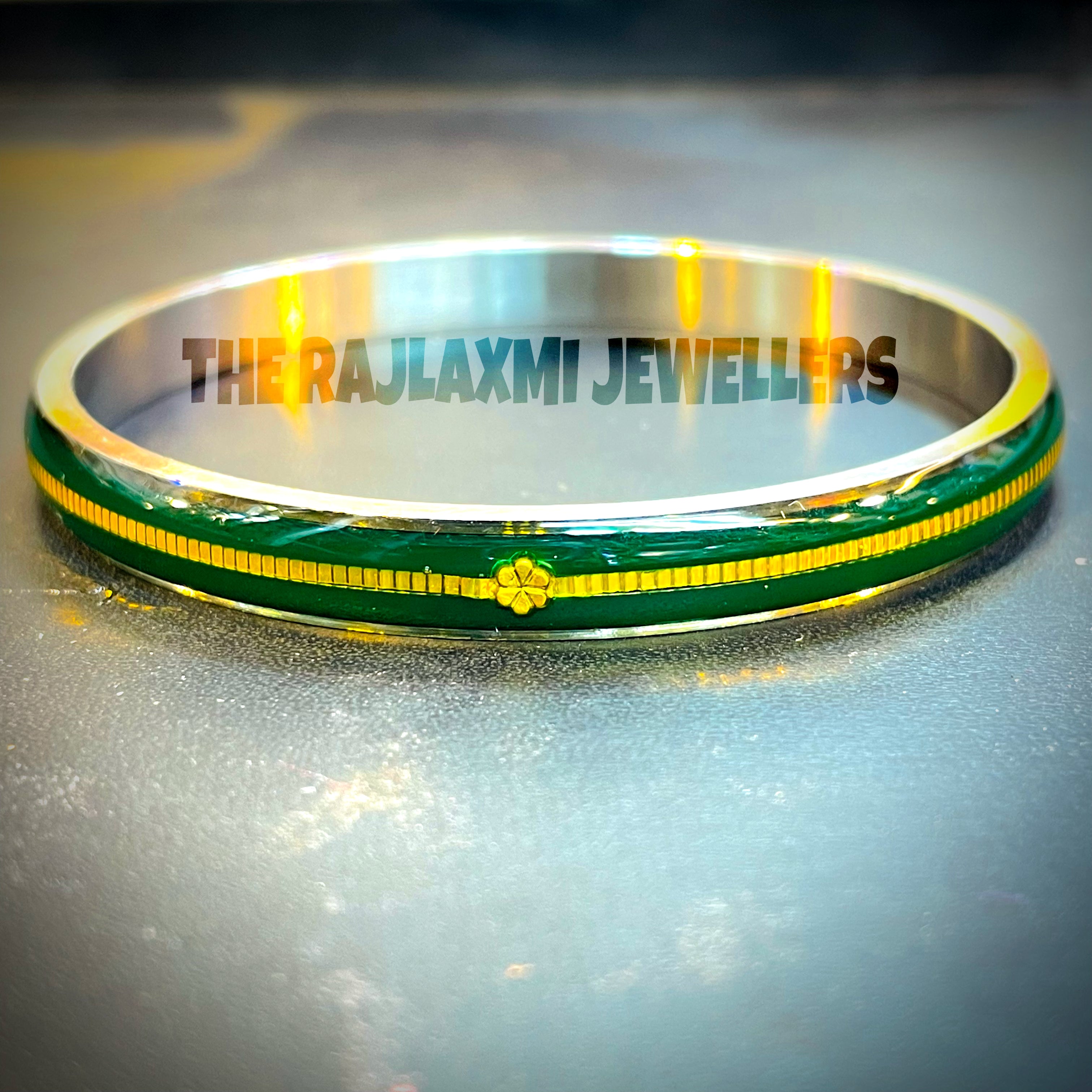 (FACEBOOK VIRAL) GREEN GLASS LAMINATED HUID HALLMARK 22KT GOLD NOA BANGLES VIRAL NOA 1 PIECE APP. WGT: 0.100 - 0.150 GM WITH PURITY CARD ( FUTURE EXCHANGE VALUE  RS 1000) WITH ANY JEWELLERY FOR LIFETIME