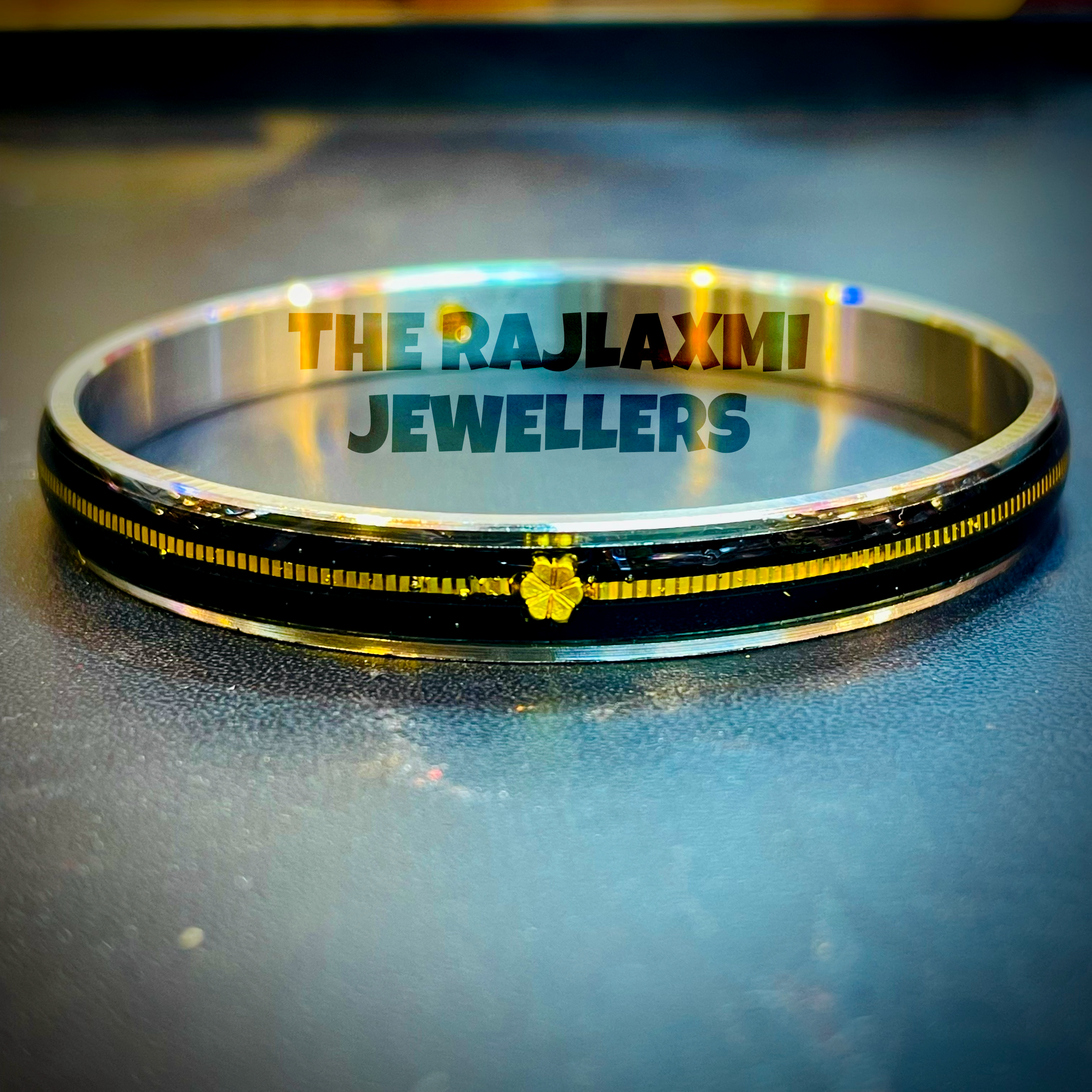(FACEBOOK VIRAL) BLACK GLASS LAMINATED HUID HALLMARK 22KT GOLD NOA BANGLES VIRAL NOA 1 PIECE APP. WGT: 0.100 - 0.150 GM WITH PURITY CARD ( FUTURE EXCHANGE VALUE  RS 1000) WITH ANY JEWELLERY FOR LIFETIME