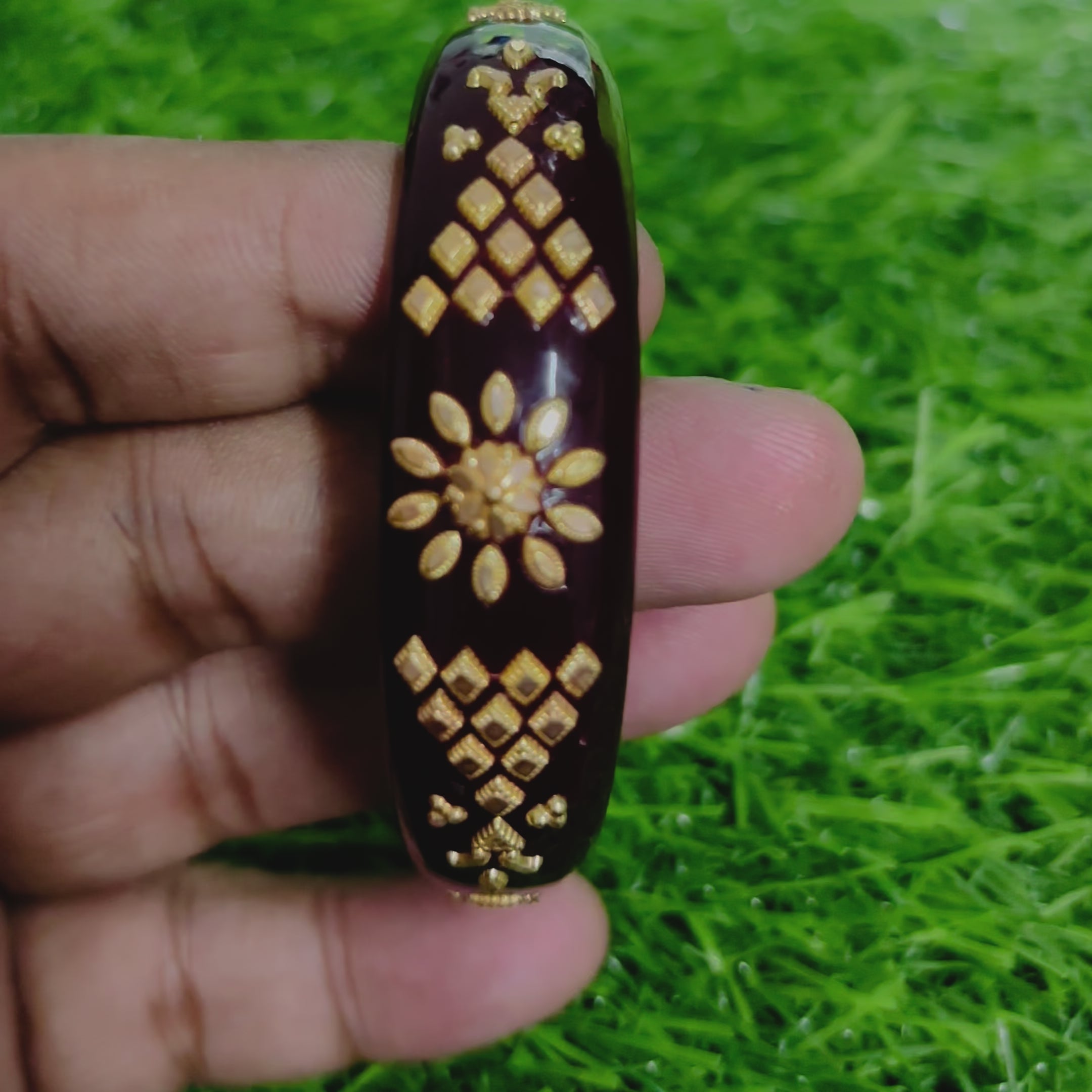 Load video: (GBP50) RAJLAXMI (MTO) MARIO DESIGN COFFEE COLOUR (50 TONCH) KDM GOLD BRACELET POLA 1 PIECE FOR MARRIED WOMEN (REGULAR USE) APPROX WGT: 0.400 GM SOLD ON MRP BY MAHALAXMI.