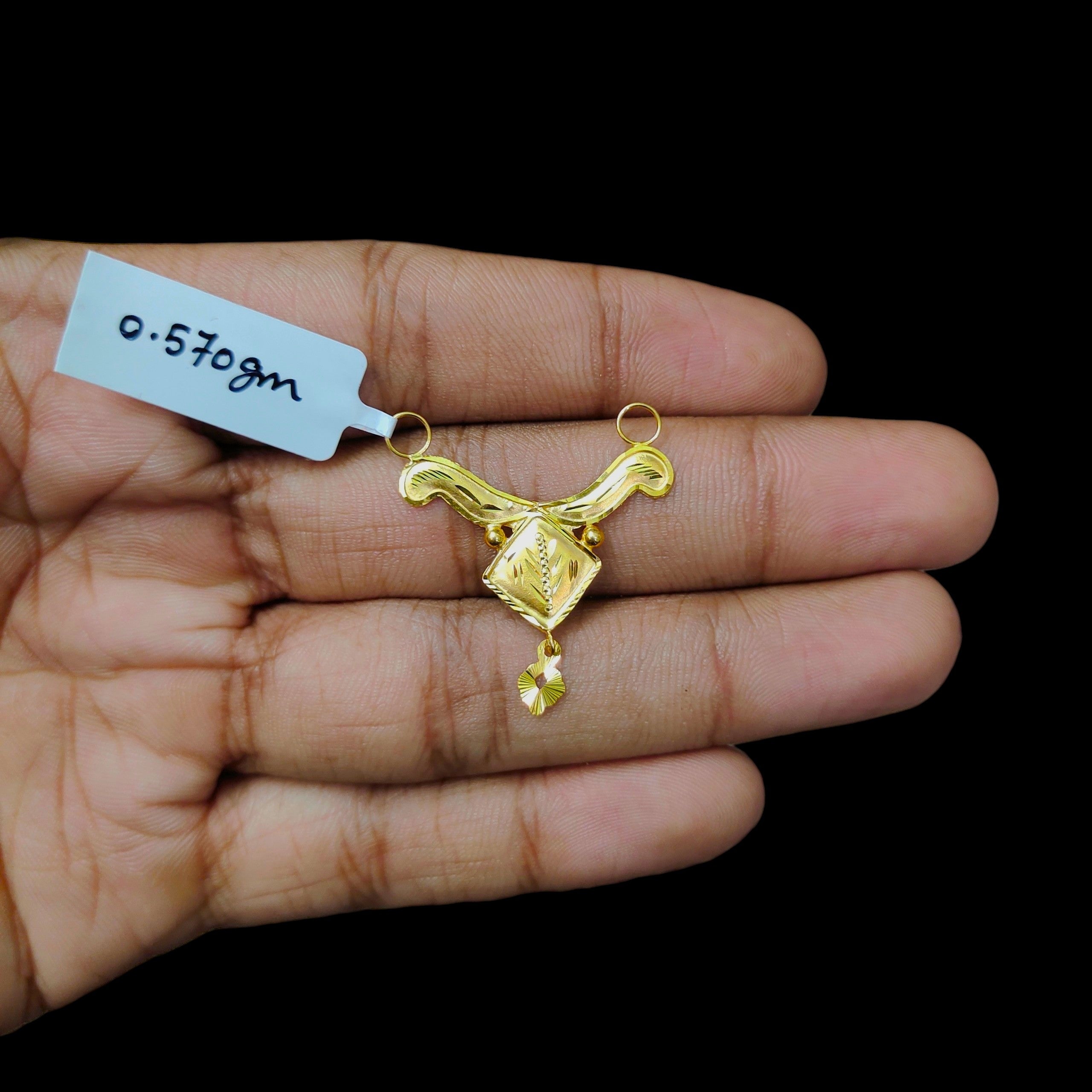 GOLD PENDANT- (WGT: 0.570 GM APPROX) BIS CERTIFIED HUID HALLMARK 375 9KT GOLD PENDANT FOR WOMEN 1 PIECE WITH FREE MANGALSUTRA & TASSEL.