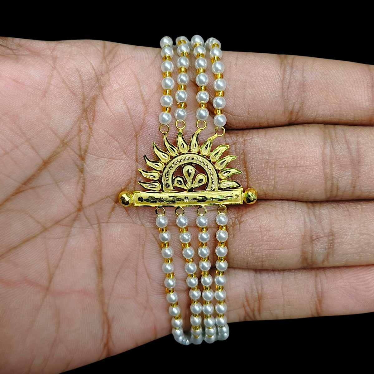 GOLD MANTASHA- (WWQ346)-(WGT: 0.890 GM APPROX) BIS CERTIFIED HUID HALLMARK 375 9KT GOLD MOTI MANTASHA WITH PEARL CHAIN FOR WOMEN.