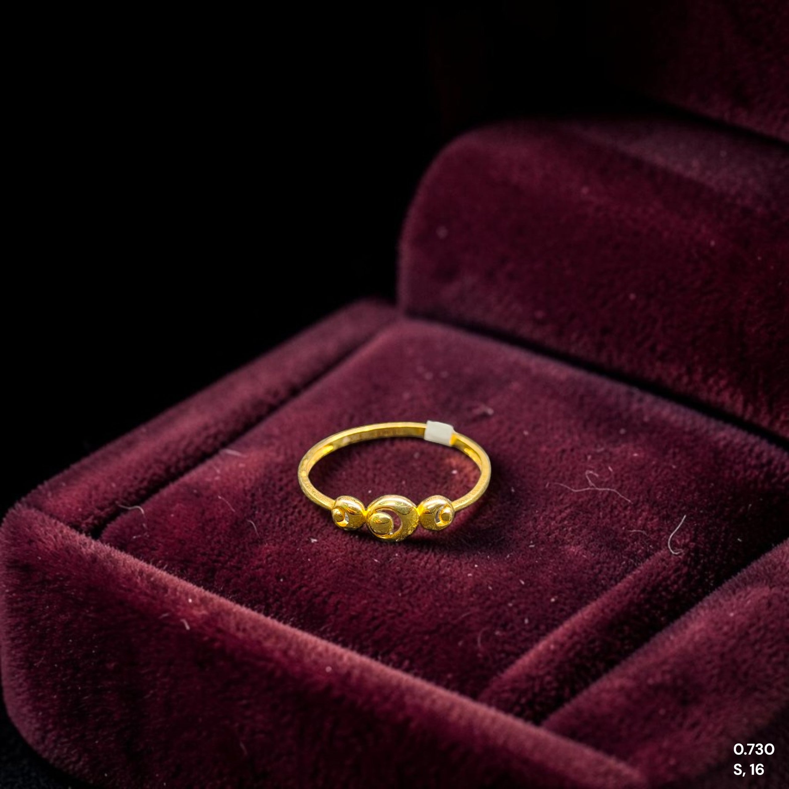 LADIES RING- (SIZE: 16) WGT: 0.730 GM APPROX 14KT HALLMARK GOLD RING FOR WOMEN 1 PIECE.