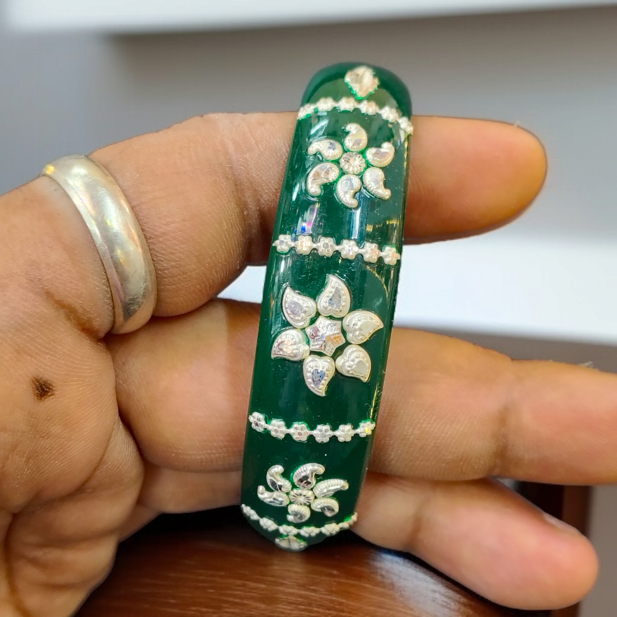 (SSP) (SIZE- 25) GREEN PASTING DESIGN 925 ORIGINAL SILVER POLA BANGLES FOR WOMEN 1 PC - SOLD AS MRP BY RAJLAXMI.