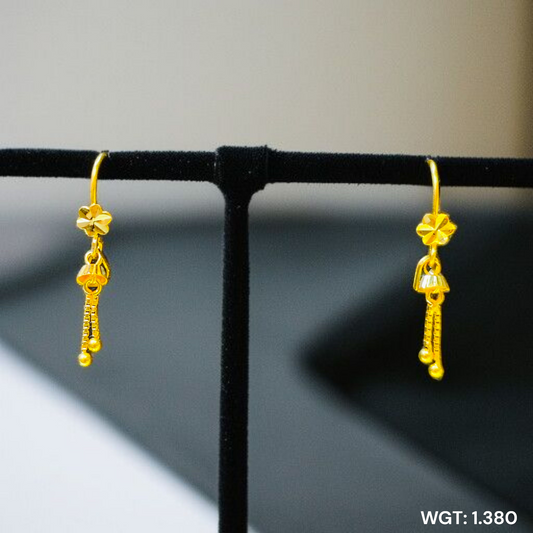 (GER22) BIS CERTIFIED WGT: 1.380 GM APPROX HUID HALLMARK 916 22KT GOLD SAFETIPIN EARRINGS 1 PAIR FOR WOMEN.