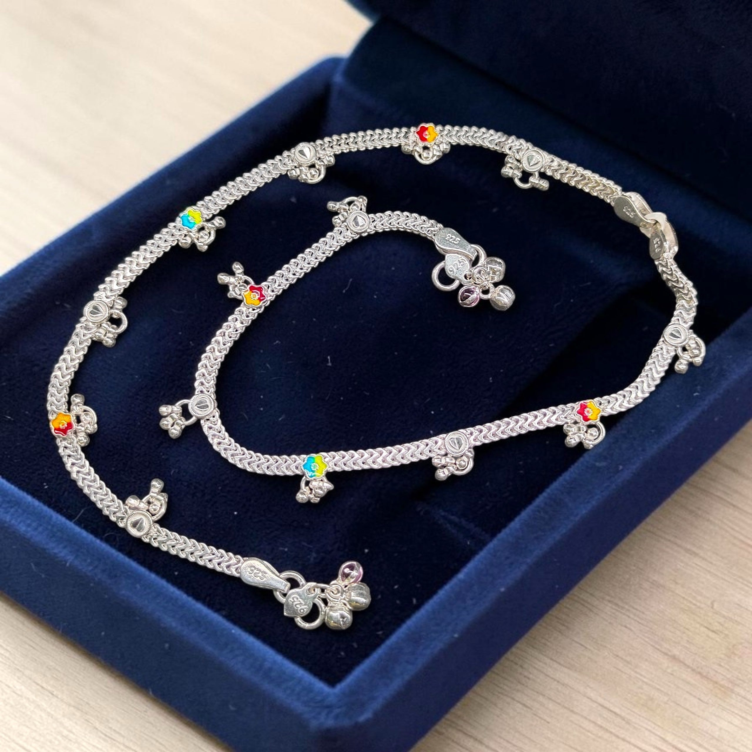 SILVER PAYEL- (WGT: 36.200 GM APPROX) BIS HALLMARK 925 SILVER PAYEL (ANKLET) 1 PAIR LENGTH: 10 INCH FOR WOMEN.