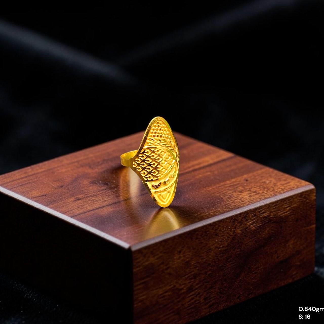 LADIES RING- (SIZE: 16) WGT: 0.840 GM APPROX BIS CERTIFIED HUID HALLMARK 9KT GOLD FINGER RING FOR WOMEN 1 PIECE