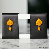 (GPT) RAJLAXMI (WGT: 0.690 GM APPROX) HALLMARK 18KT GOLD EAR TOPS STUD 1 PAIR FOR REGULAR USE.