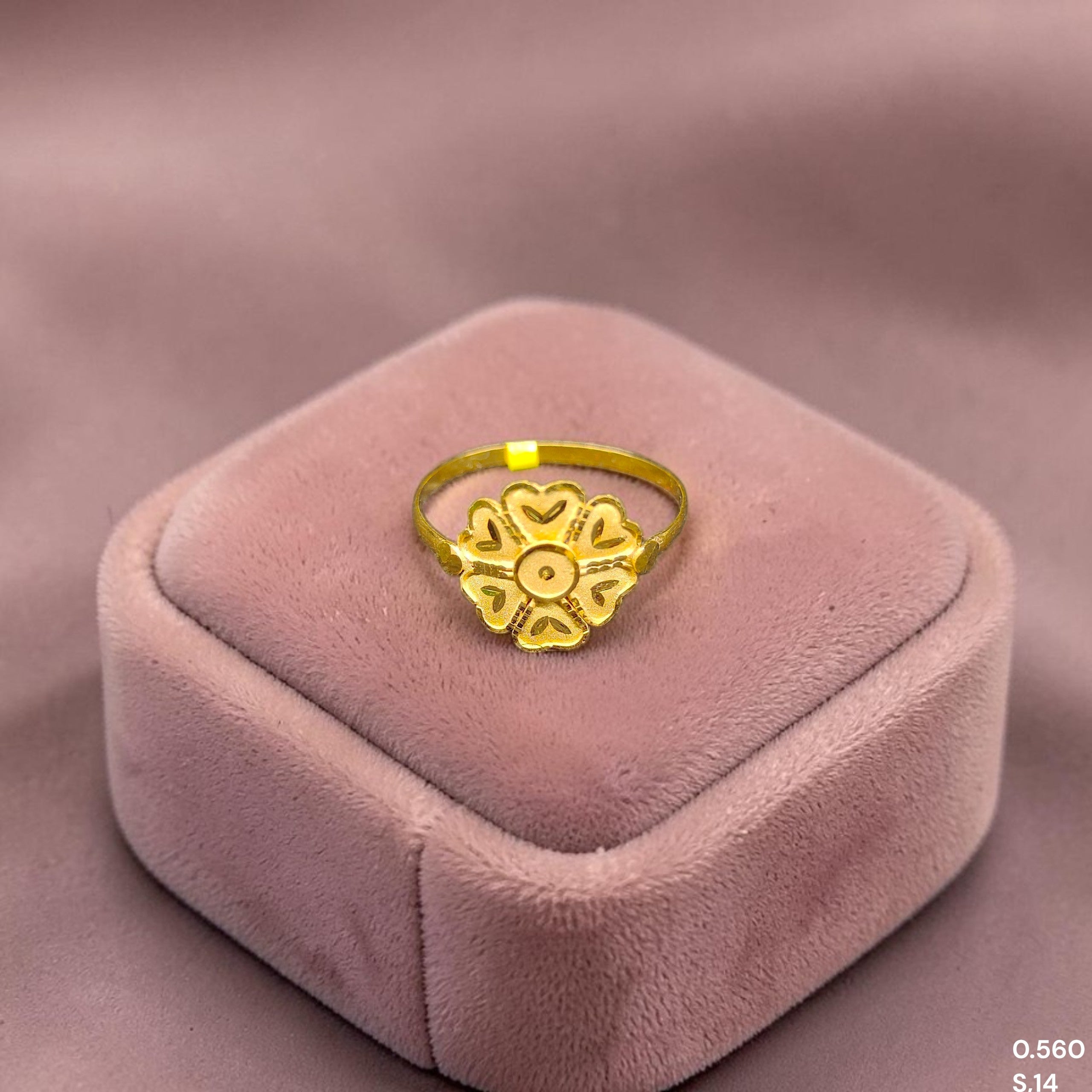 LADIES RING- (SIZE: 14) WGT: 0.560 GM APPROX BIS CERTIFIED HUID HALLMARK 9KT GOLD FINGER RING FOR WOMEN 1 PIECE. (WB4IZU)
