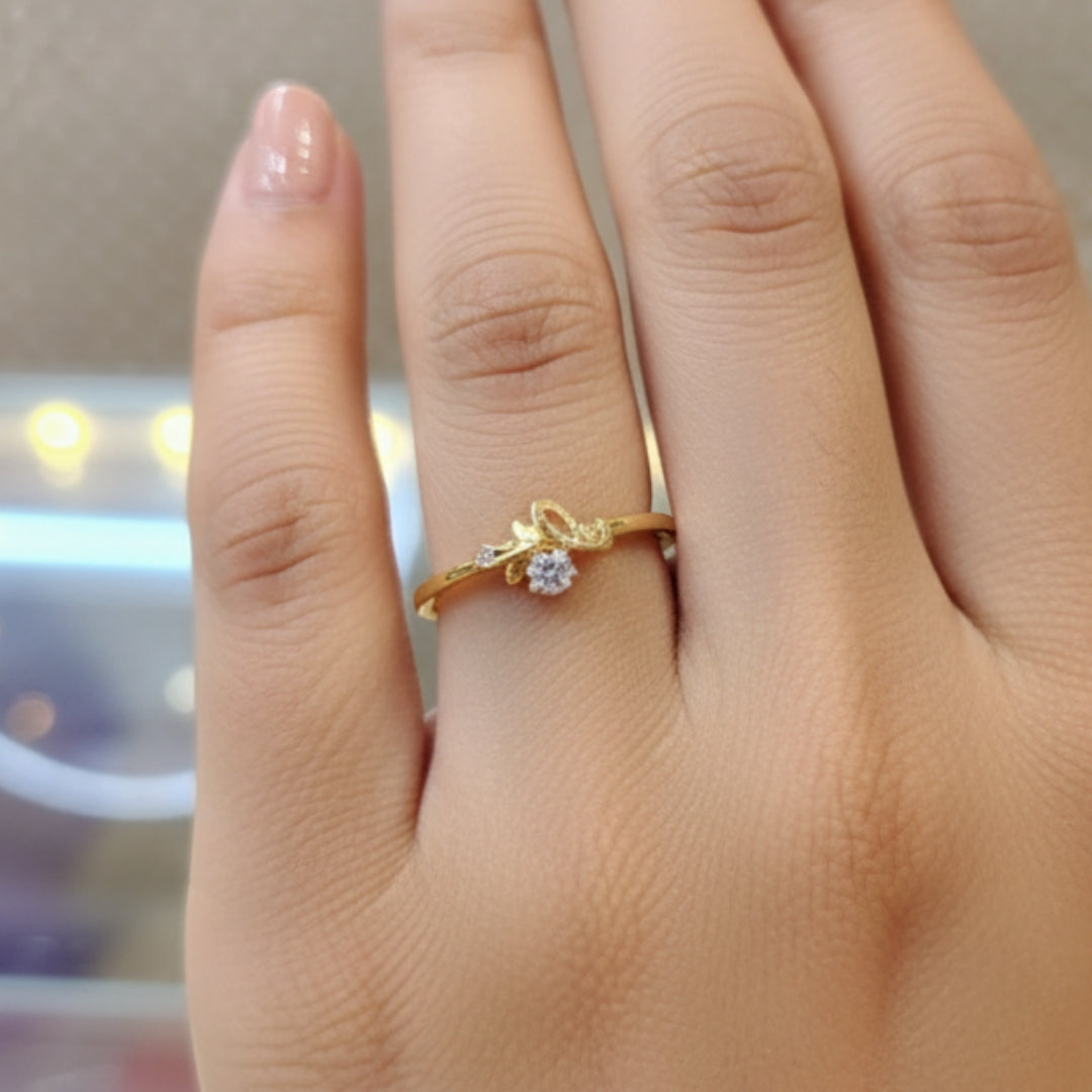 (GLFR18) RAJLAXMI DIAMOND JEWELLERY (SIZE:09) - WGT: 1.180 GM - NATURAL DIAMOND (0.02 CENT) HUID HALLMARK 18KT DIAMOND FINGER RING FOR WOMEN WITH CERTIFICATE OF AUTHENTICITY BY ZORBA (DESIGN NO: LRAP4850).