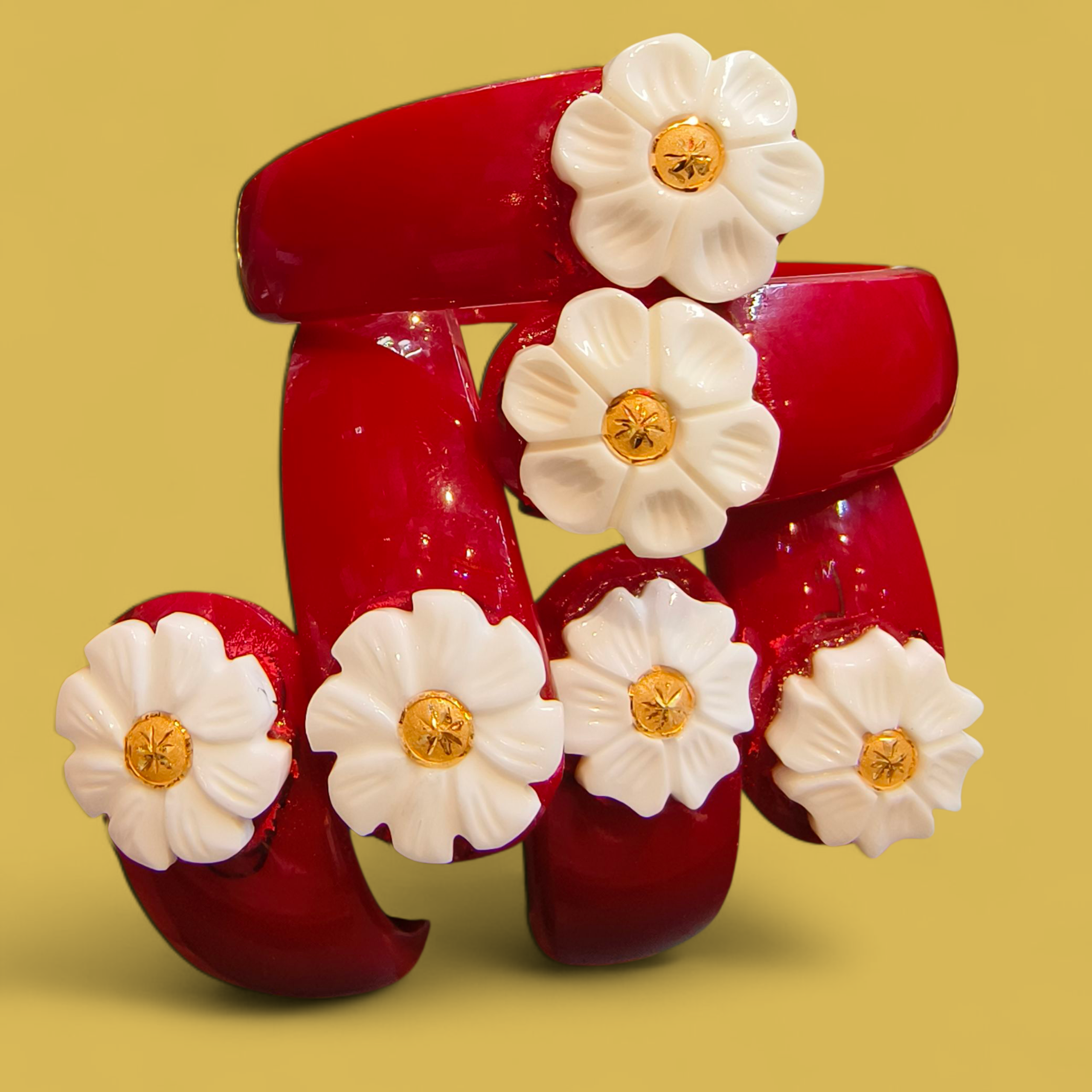 CHALLENGE ON PRICE (TSP) FLOWER DESIGN TILOTAMA POLA WGT: 0.100 GM APPROX. HUID HALLMARK 22KT GOLD POLA BANGLE 1 PIECE FOR GIFTING YOU LOVED ONES. (GET ANY DESIGN AS PER SIZE AVAILABLITY).