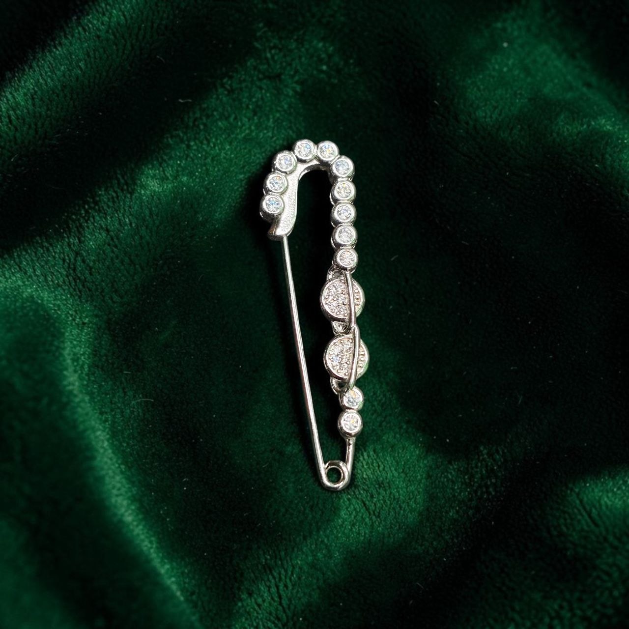 SILVER BROOCH- CERTIFIED BIS HALLMARK 925 SILVER BROOCH CEPTIPIN FOR SAREE 1 PIECE STUDDED WITH AMERICAN DIAMOND- (SOLD ON MRP) NON EXCHANGEABLE ITEM.