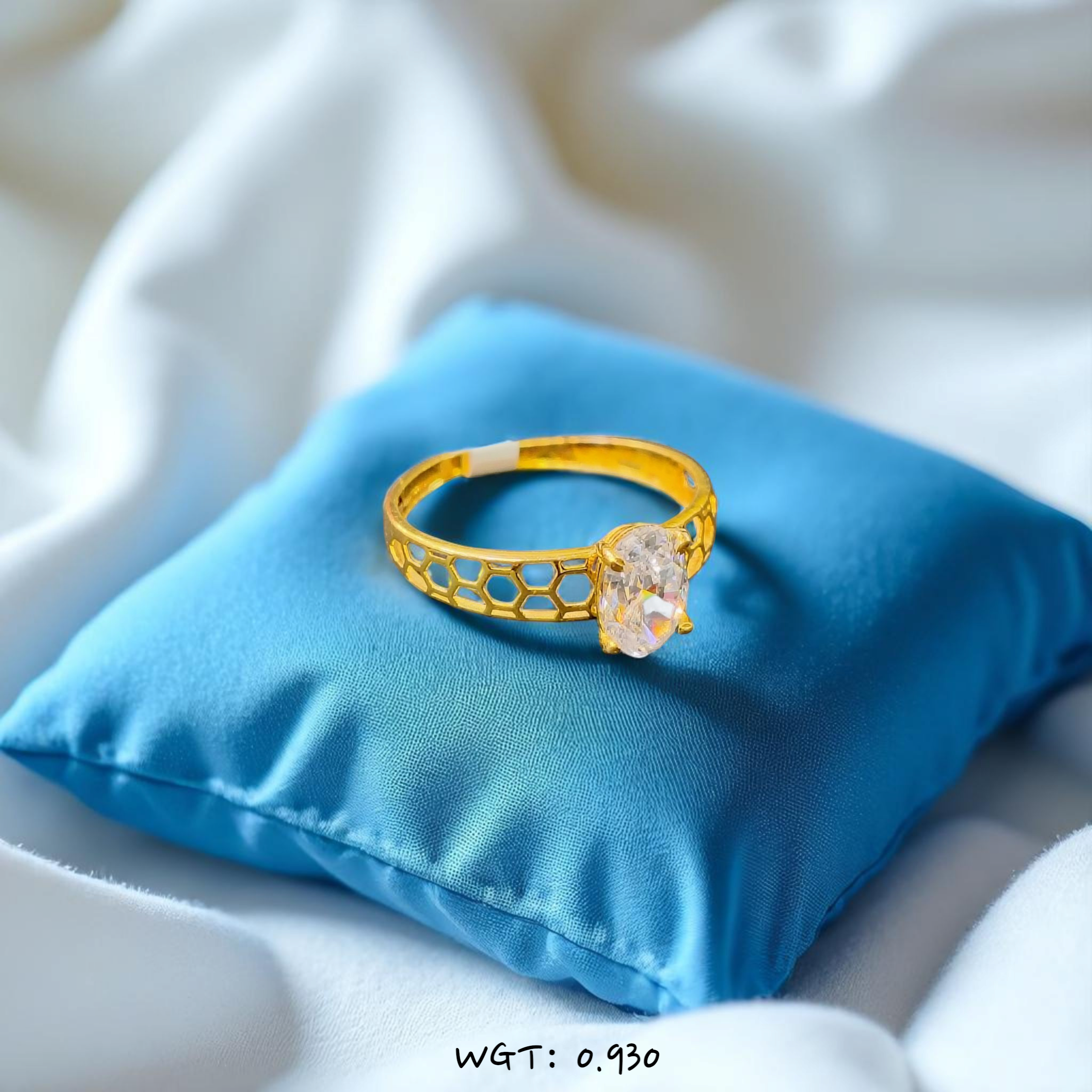 (GLFR18) TRJ (SIZE: 12) CERTIFIED BIS HUID HALLMARK 750 18KT GOLD LADIES FINGER RING FOR WOMEN 1 PIECE (WGT: 0.930 GRAM APPROX) STUDDED WITH ITALIAN VVS QUALITY CZ STONE.