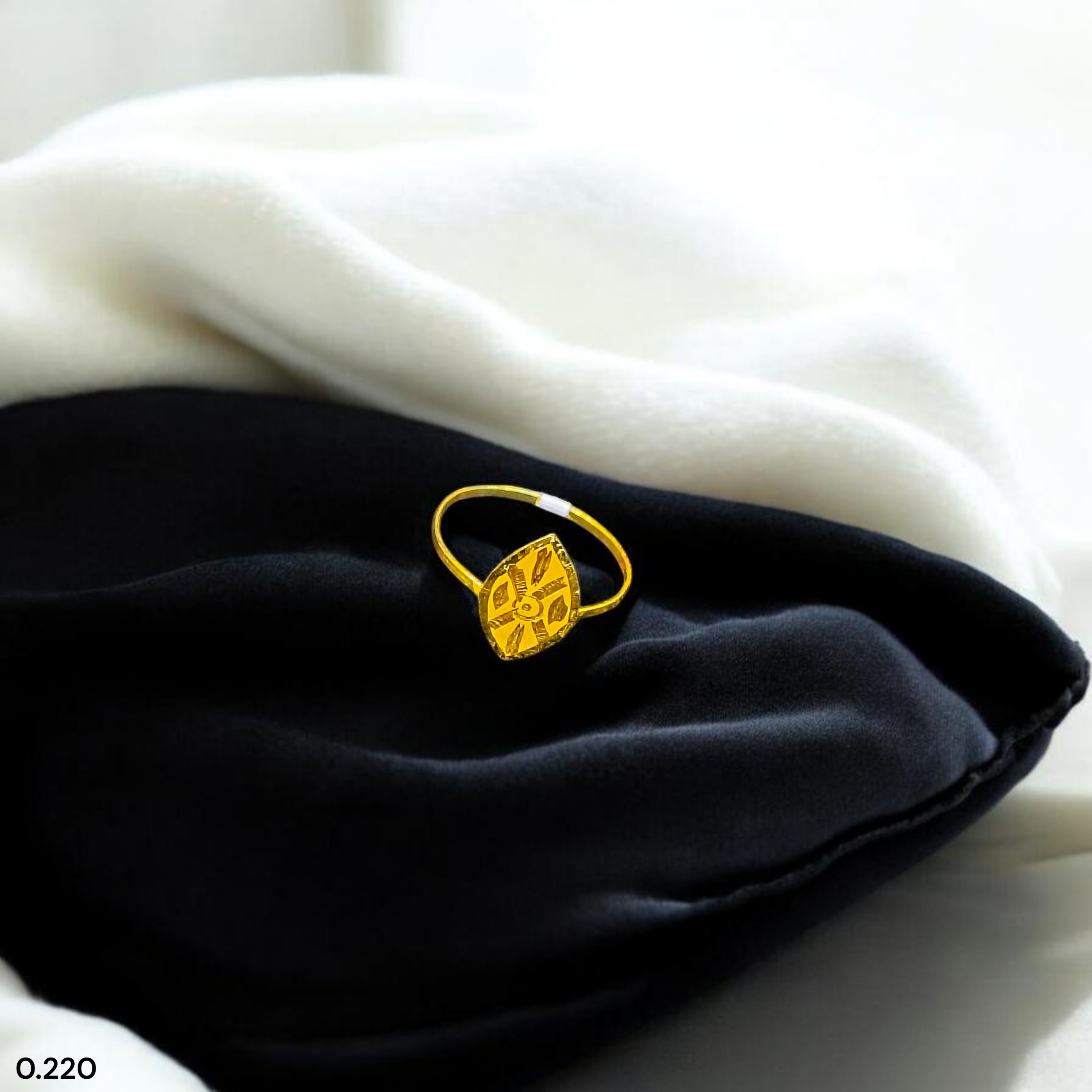 (GBJ) TRJ WGT: 0.220 GM APPROX 22KT HUID HALLMARK GOLD BABY FINGER RING 1 PIECE FOR RICE CEREMONY & BIRTHDAY.