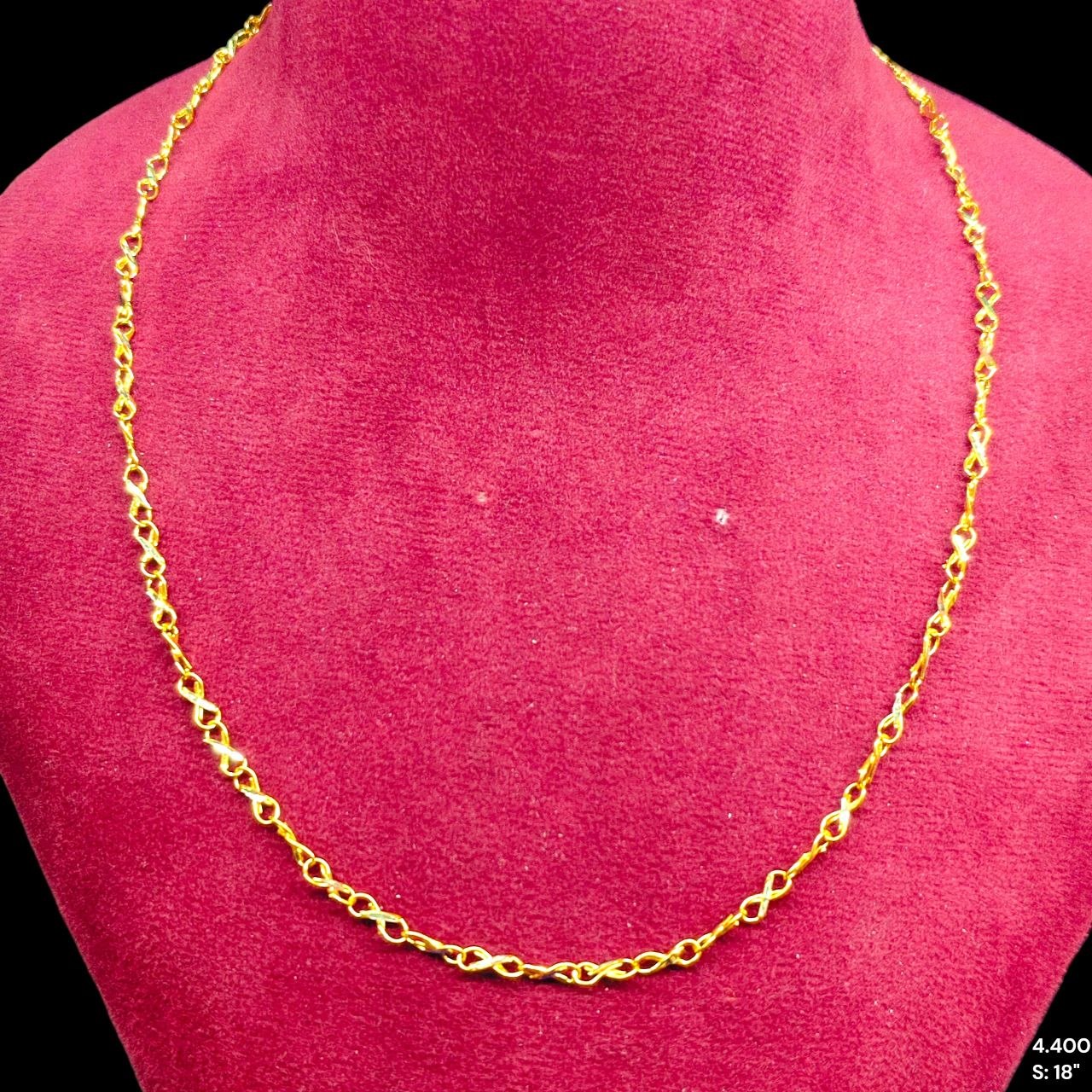 GOLD CHAIN- (WGT: 4.400 GM APPROX) BIS CERTIFIED HUID HALLMARK 9KT GOLD CHAIN (18 INCH) 1 PIECE FOR UNISEX.
