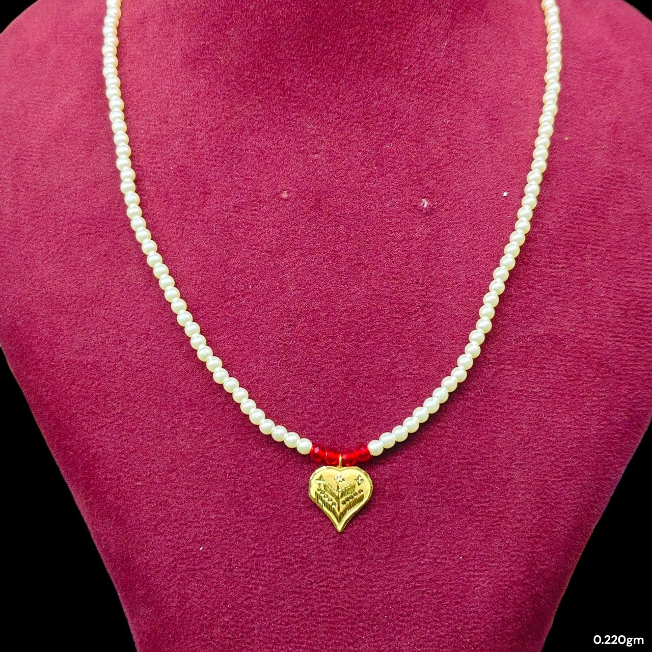 GOLD LOCKET- (WGT: 0.220 GM APPROX) BIS CERTIFIED HUID HALLMARK 9KT GOLD LOCKET 1 PIECE FOR WOMEN (WITH MOTI CHAIN).