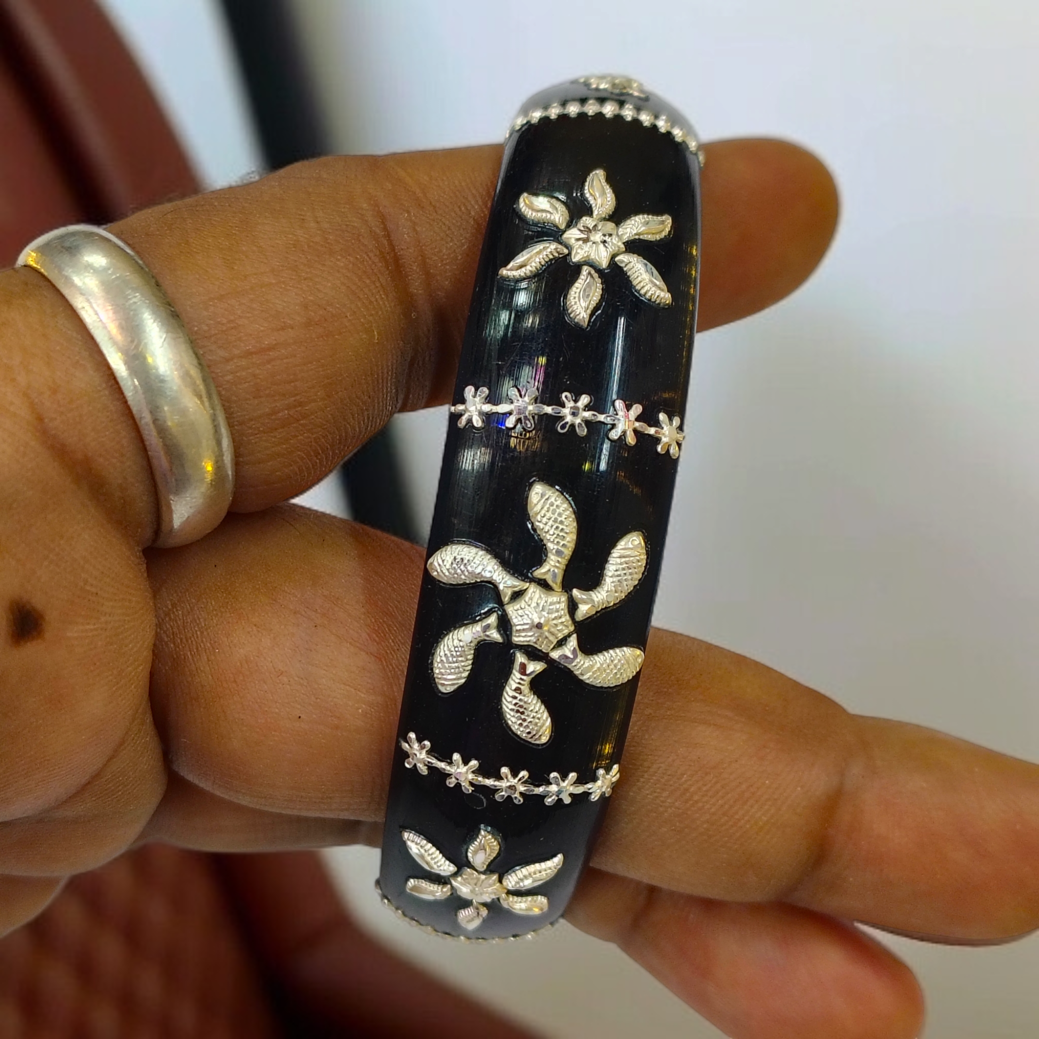 (SSP) (SIZE- 25) BLACK PASTING DESIGN 925 ORIGINAL SILVER POLA BANGLES FOR WOMEN 1 PC - SOLD AS MRP BY RAJLAXMI.