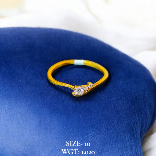 RAJLAXMI DIAMOND JEWELLERY (SIZE:10) - WGT: 1.020 GM - NATURAL DIAMOND (0.08 CENT) HUID HALLMARK 18KT DIAMOND FINGER RING FOR WOMEN WITH CERTIFICATE OF AUTHENTICITY BY ZORBA (DESIGN NO: LRAP4549).