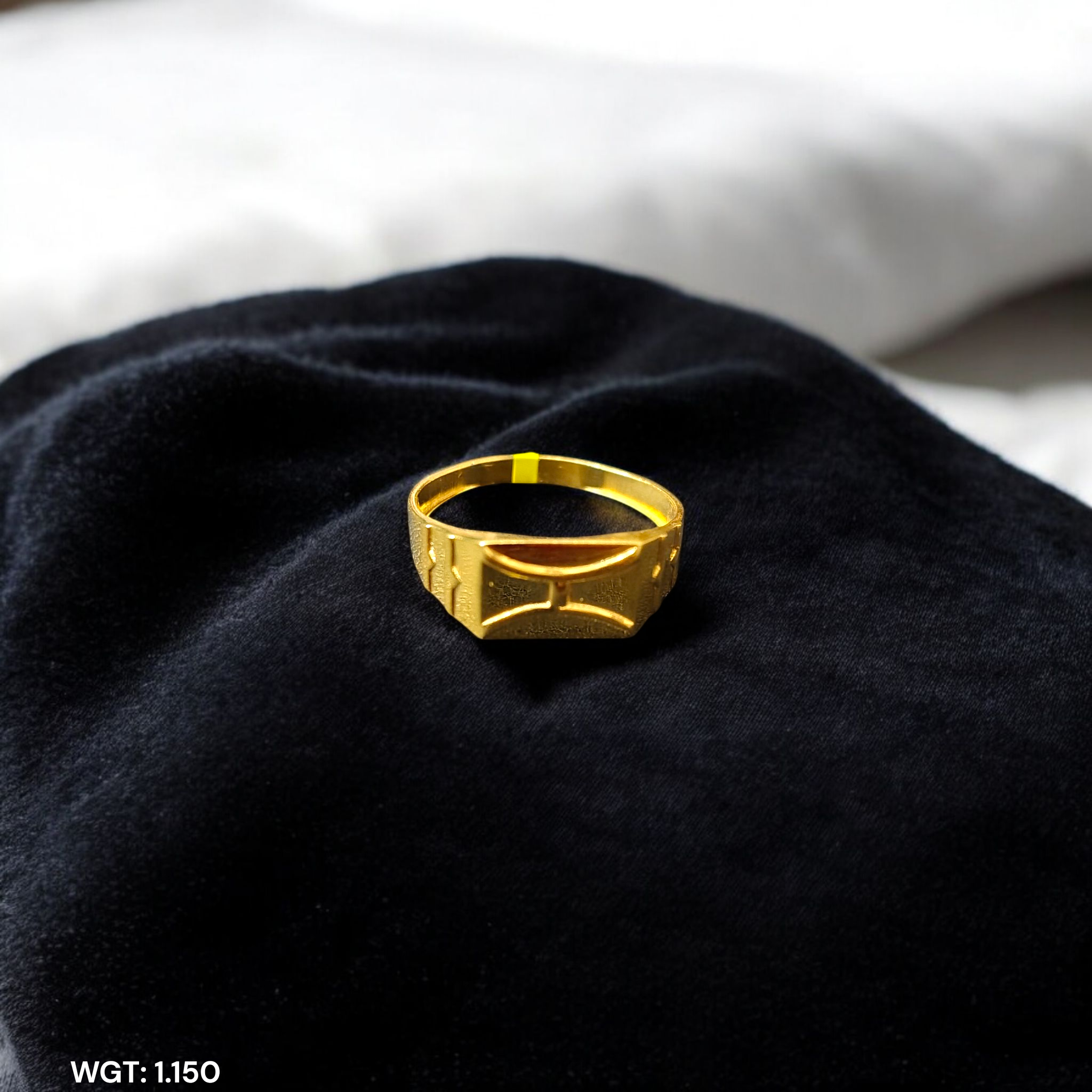 (GGFR9) TRJ (SIZE: 19) WGT: 1.150 GM APPROX BIS CERTIFIED HUID HALLMARK 9KT GOLD FINGER RING FOR MEN 1 PIECE FOR REGULAR USE.