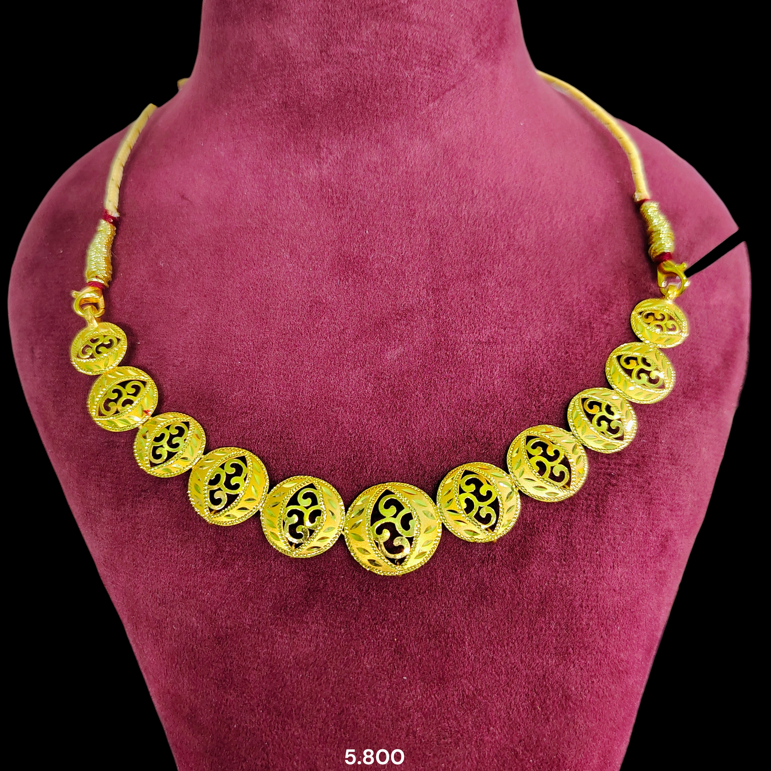 GOLD CHOKER NECKLACE -(WGT: 5.800 GM APPROX) BIS CERTIFIED HUID HALLMARK 9KT GOLD NECKLACE 1 PIECE FOR WOMEN.