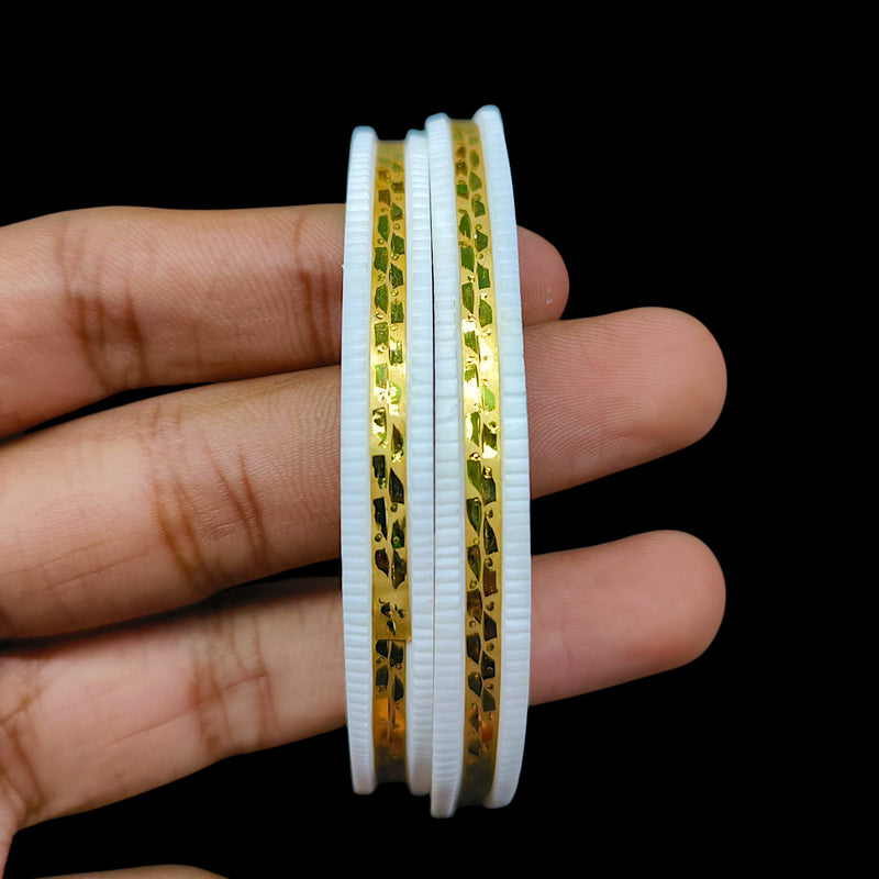 GSB9K- (LMPHJM)-(HY3SVF) (SIZE:29) (WGT: 1.130 GM APPROX) BIS CERTIFIED HUID HALLMARK 375 9KT GOLD SAKHA BADHANO 1 PAIR FOR WOMEN (CHILA PATH DESIGN) NOT FOR REGULAR USE.