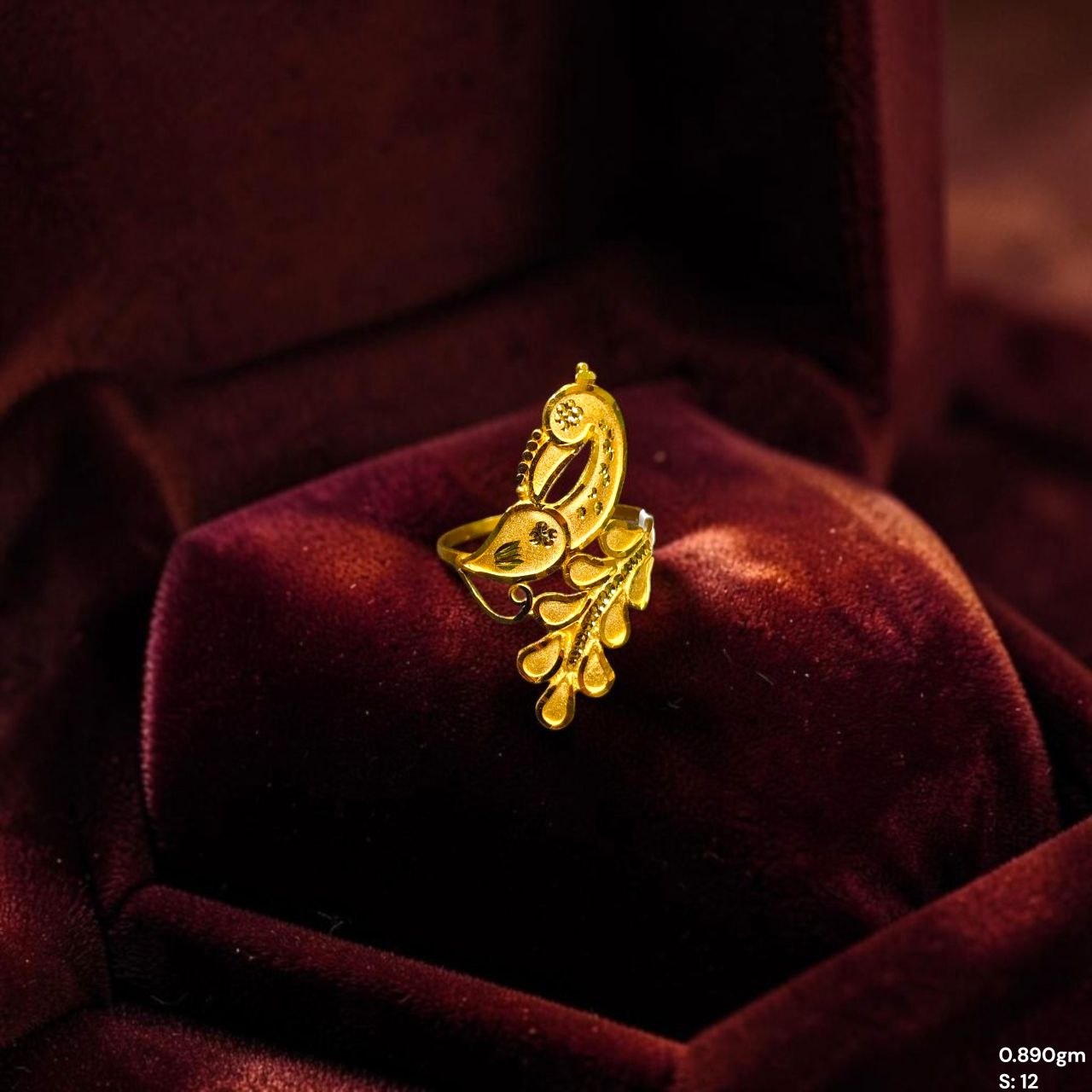 LADIES RING- (SIZE: 12) WGT: 0.890 GM APPROX BIS CERTIFIED HUID HALLMARK 9KT GOLD FINGER RING FOR WOMEN 1 PIECE