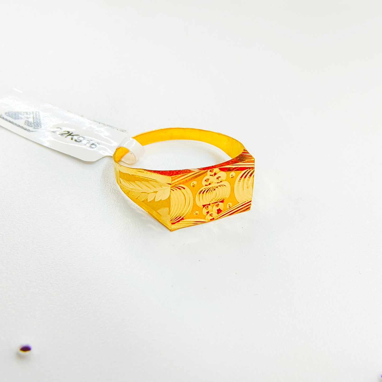 (GGFR) SIZE:23 (WGT: 1.850 GRAM APPROX) BIS CERTIFIED HUID HALLMARK 916 22KT GOLD GENTS FINGER RING FOR MENS 1 PIECE.