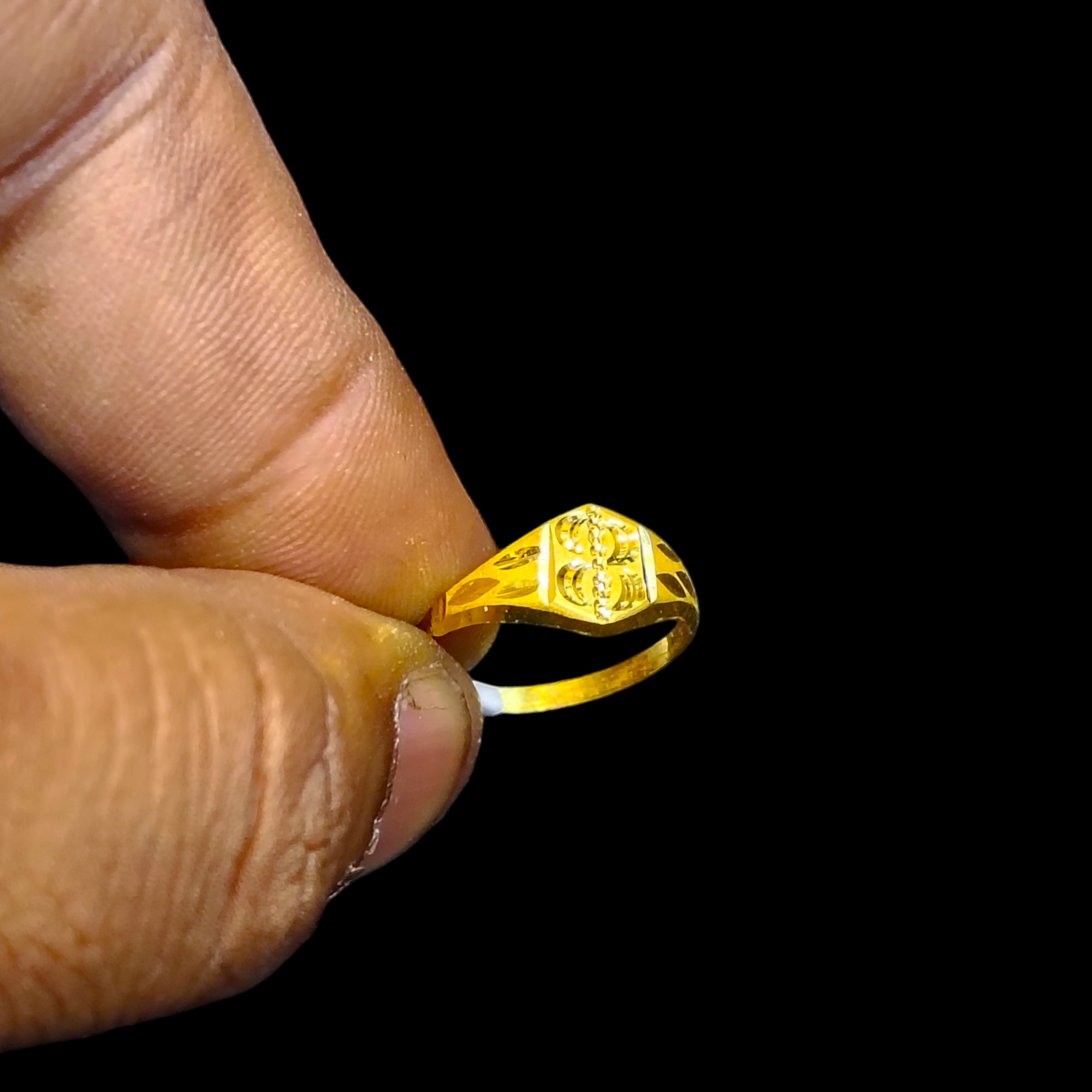 BABY JEWELLERY- TRJ WGT: 0.360 GM APPROX 375 9KT HUID HALLMARK GOLD BABY FINGER RING 1 PIECE FOR RICE CEREMONY & BIRTHDAY.