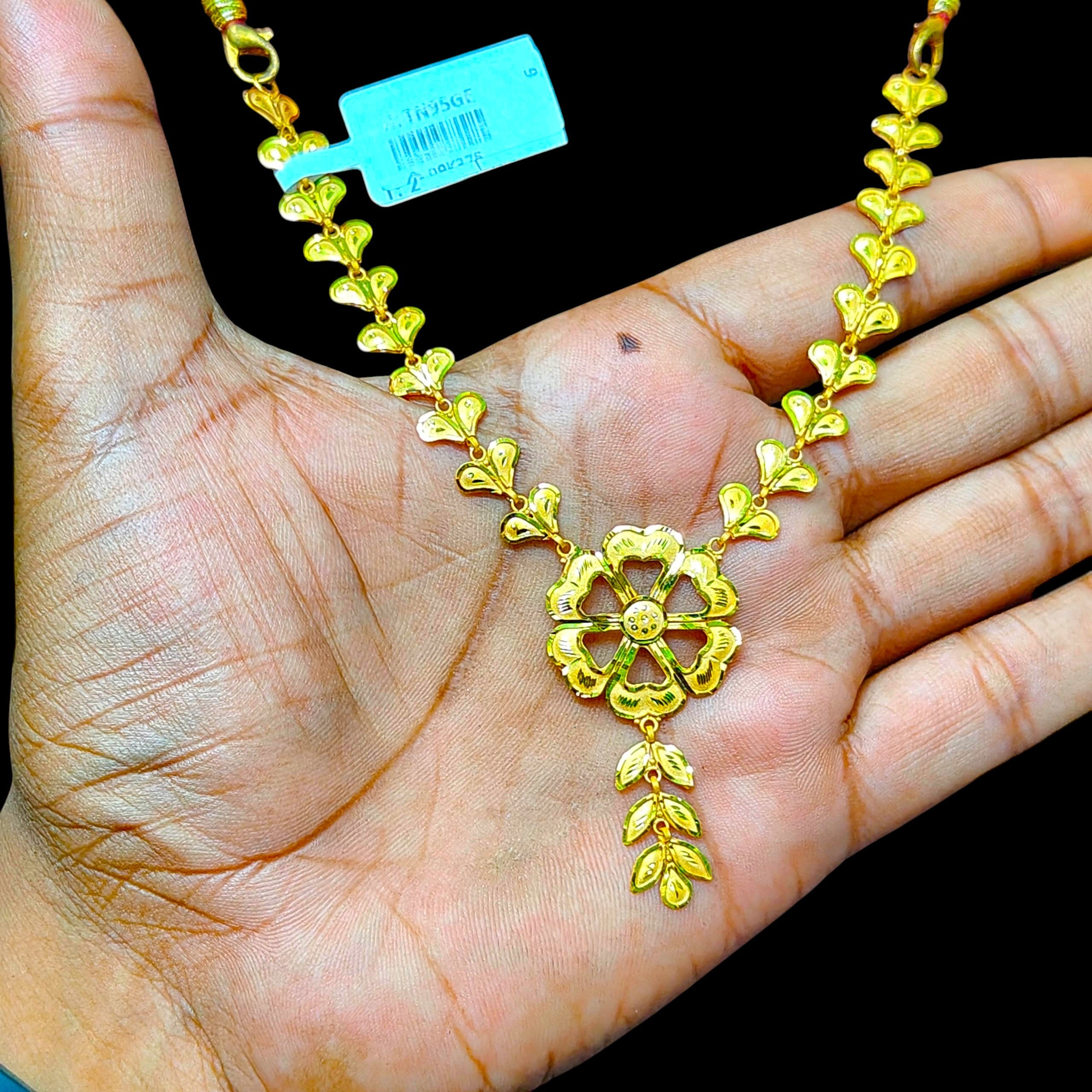 GOLD CHOKER NECKLACE-(WGT: 3.763 GM APPROX) BIS CERTIFIED HUID HALLMARK 9KT GOLD NECKLACE 1 PIECE FOR WOMEN.