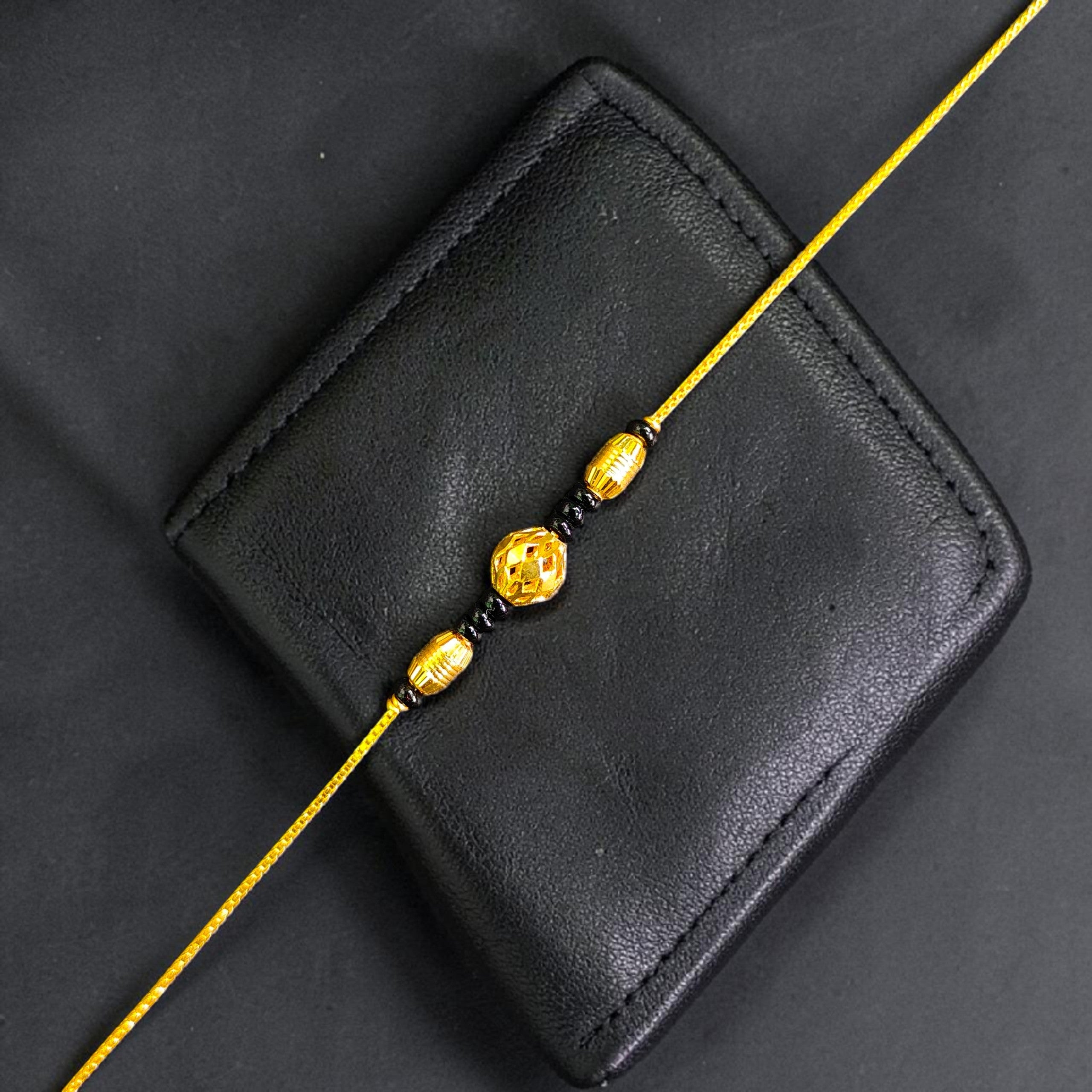GOLD WRISTLET- 6.5" BIS CERTIFIED HUID HALLMARK 375 9KT GOLD WRISTLET APPROX WGT: 1.390 FOR WOMEN.