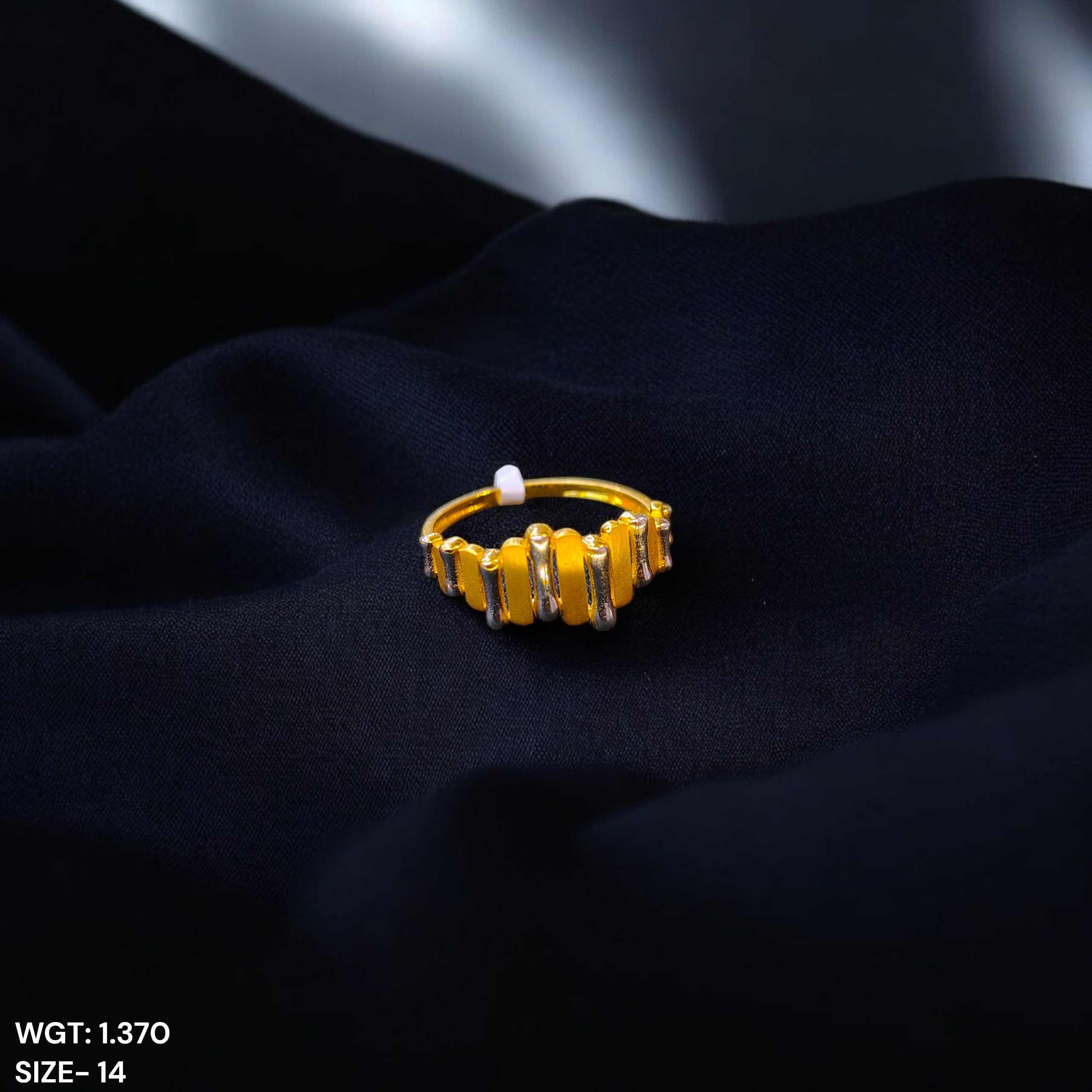 (GLFR9) TRJ (SIZE: 14) WGT: 1.370 GM APPROX BIS CERTIFIED HUID HALLMARK 9KT GOLD FINGER RING FOR WOMEN 1 PIECE FOR REGULAR USE.