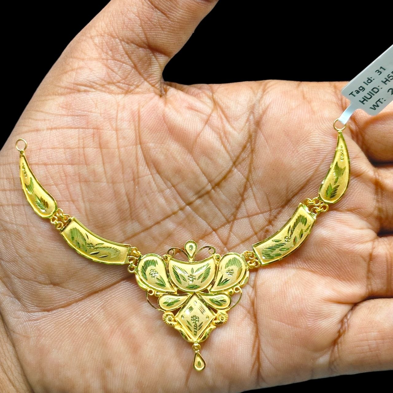 GOLD CHOKER NECKLACE-(WGT: 2.790 GM APPROX) BIS CERTIFIED HUID HALLMARK 9KT GOLD NECKLACE 1 PIECE FOR WOMEN.