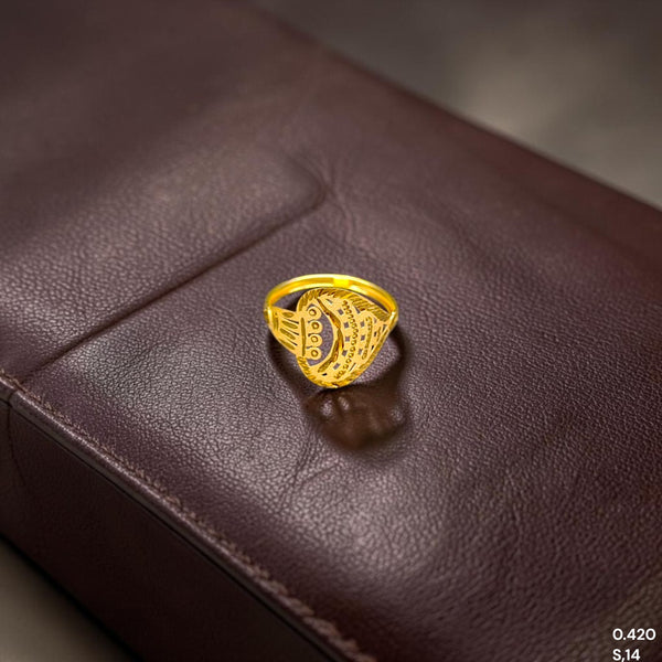 LADIES RING- (SIZE: 14) WGT: 0.420 GM APPROX BIS CERTIFIED HUID HALLMARK 9KT GOLD FINGER RING FOR WOMEN 1 PIECE. (IN8TT7)