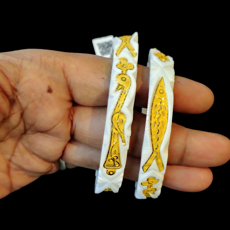 GSB22K- (SIZE: 27) WGT: 6.010 GM APPROX HUID HALLMARK 22KT GOLD DESIGN SAKHA BADHANO BANGLES 1 PAIR DESIGN FOR REGULAR USE.