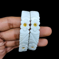 GSB9K- (5EDKWW)-(KI9WKX) (SIZE:25) (WGT: 0.540 GM APPROX) BIS CERTIFIED HUID HALLMARK 375 9KT GOLD SAKHA BADHANO 1 PAIR FOR WOMEN NOT FOR REGULAR USE.