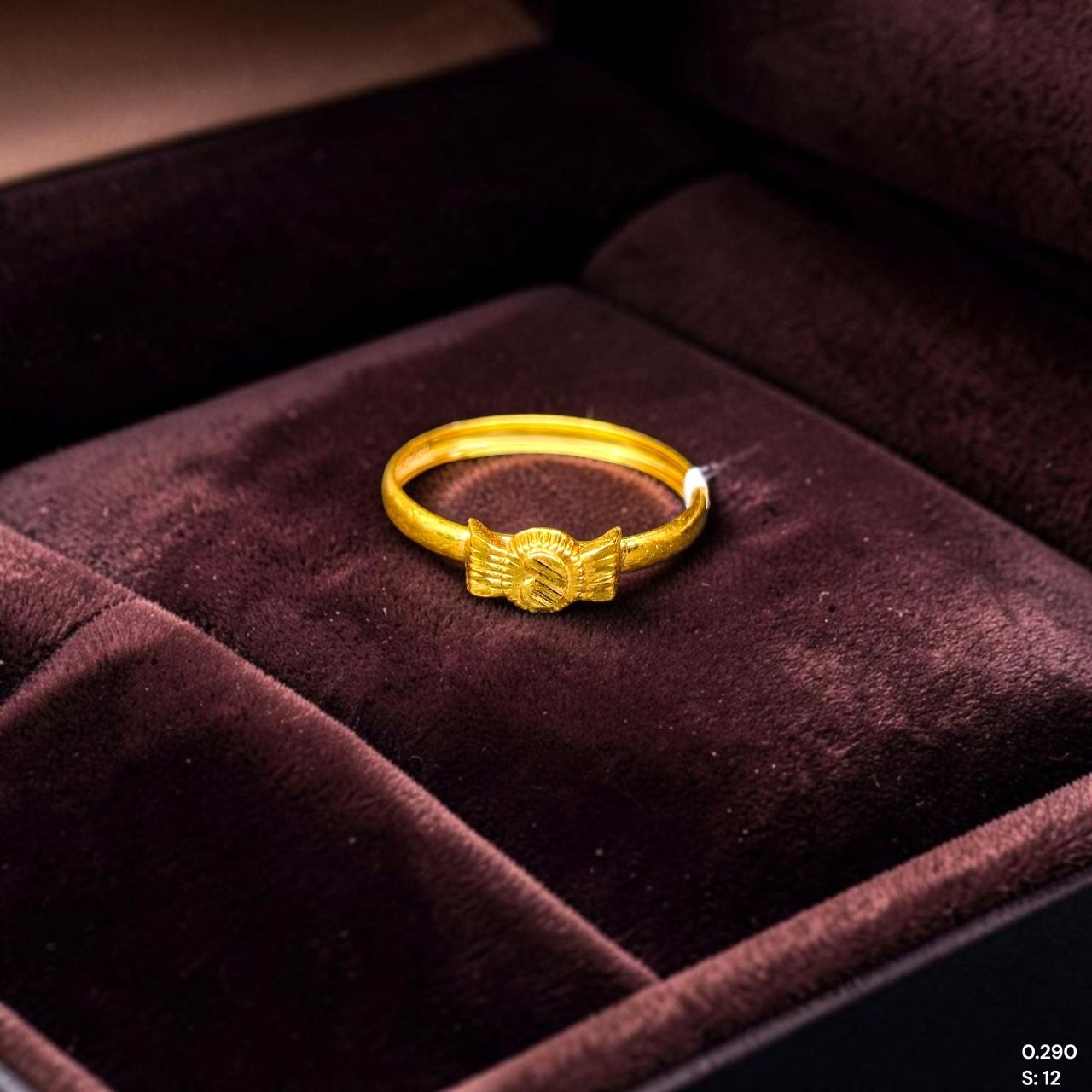 LADIES RING- (SIZE: 12) WGT: 0.290 GM APPROX BIS CERTIFIED HUID HALLMARK 9KT GOLD THUMB RING FOR UNISEX 1 PIECE.