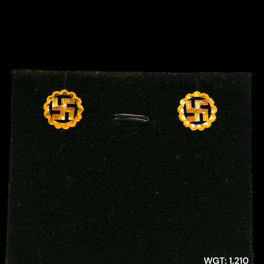 (GPT) TRJ WGT: 1.210 GM APPROX 22KT HUID HALLMARK GOLD EAR STUD 1 PAIR FOR REGULAR USE.