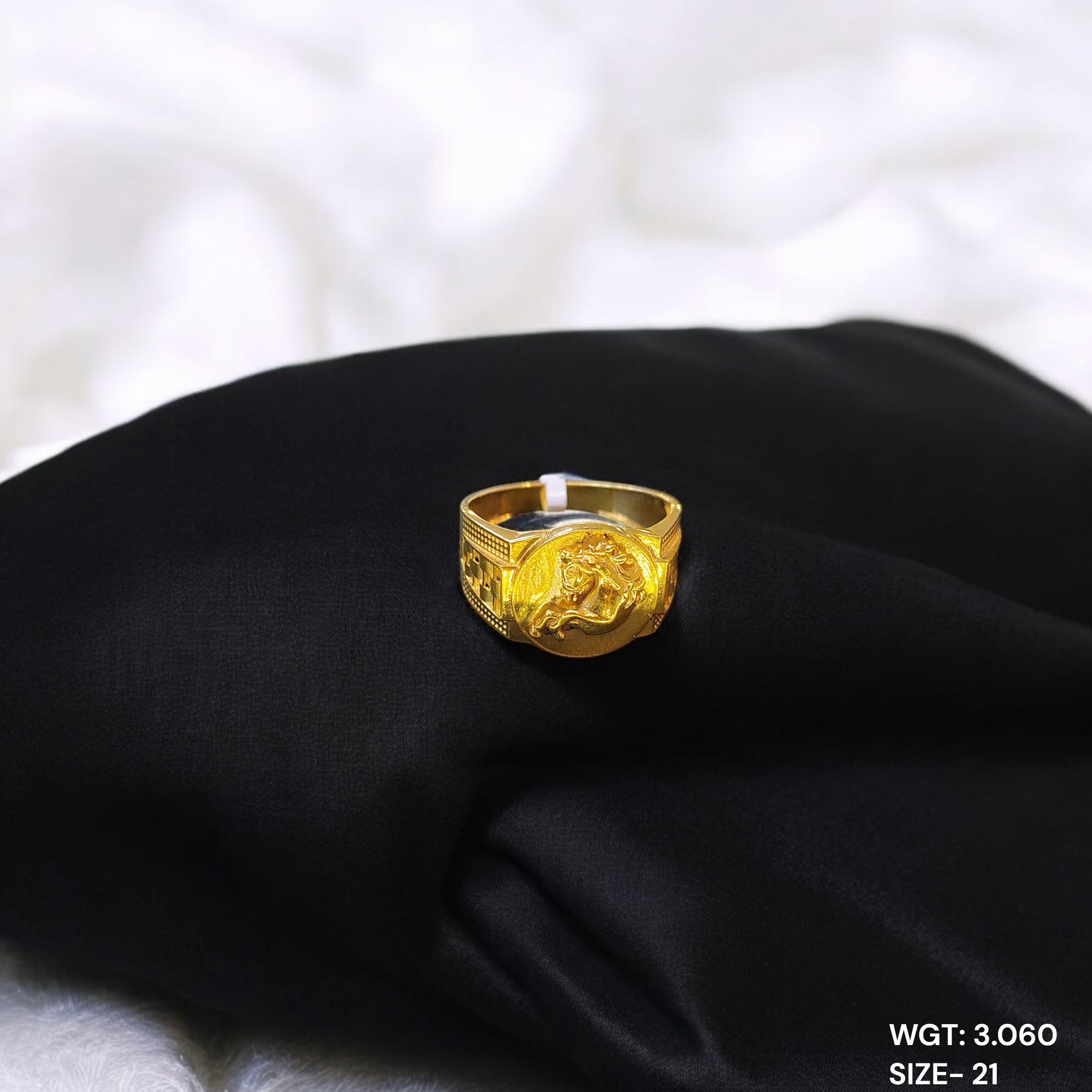 (GGFR9) TRJ (SIZE: 21) WGT: 3.060 GM APPROX BIS CERTIFIED HUID HALLMARK 9KT GOLD FINGER RING FOR MEN 1 PIECE FOR REGULAR USE.