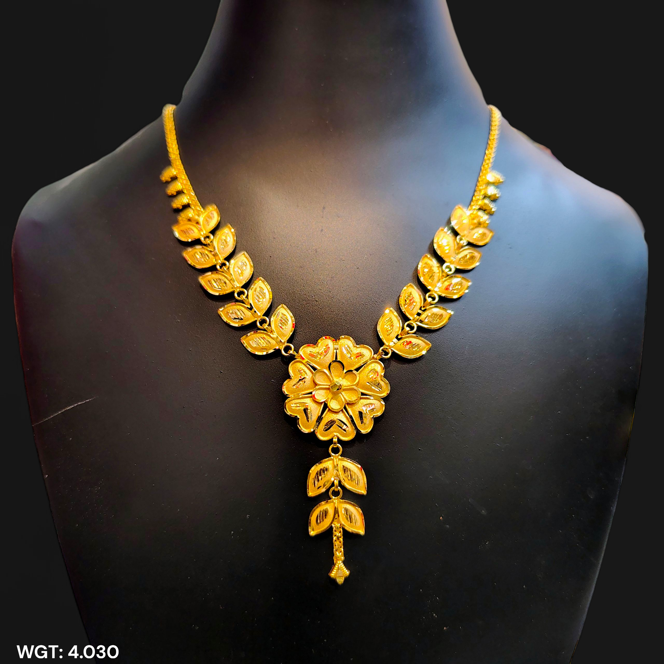 (GCN22) BIS CERTIFIED HUID HALLMARK 916 22KT GOLD NECKLACE CHOKER (APPROX WGT: 4.030 GM) 1 PIECE FOR WOMEN.