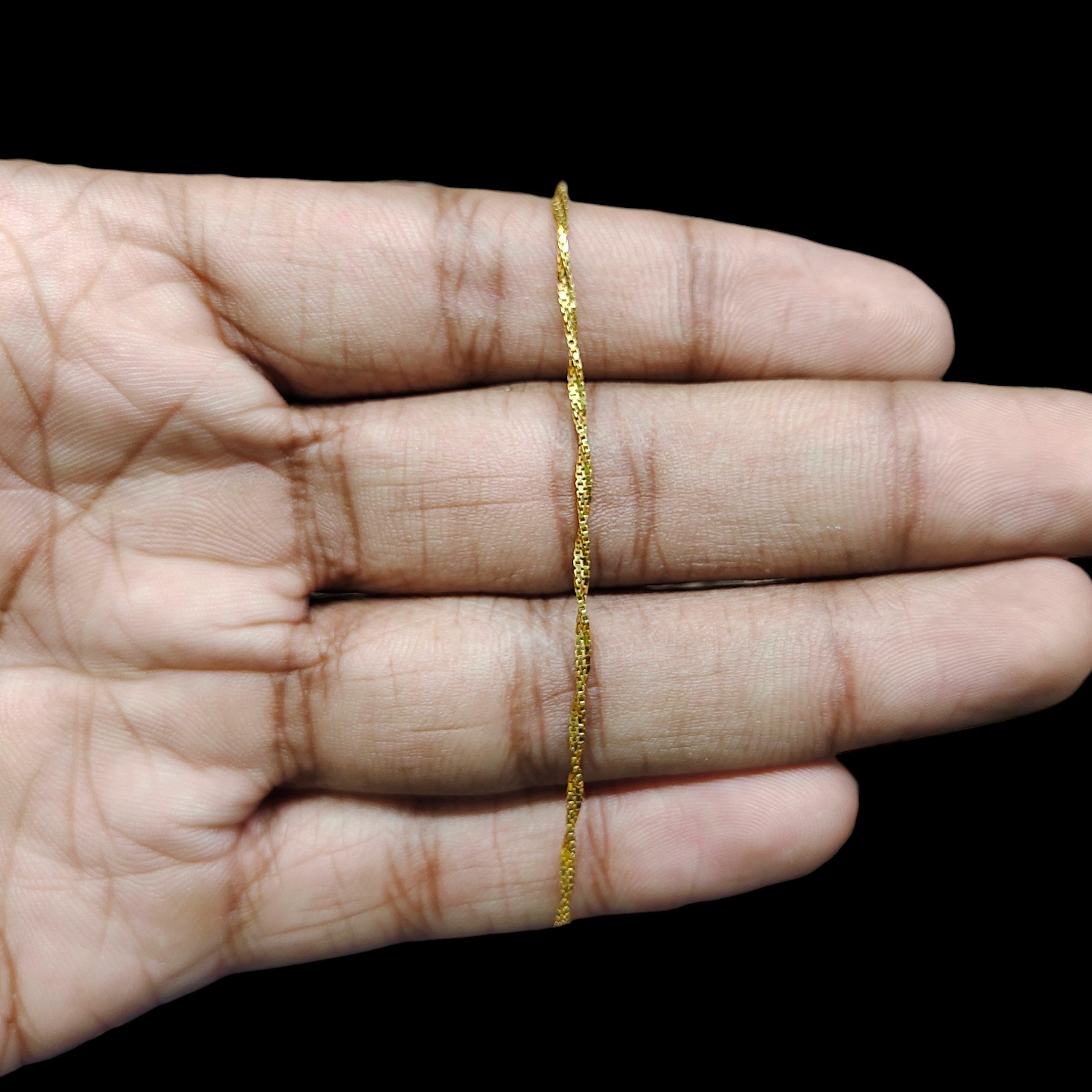 GOLD CHAIN- (WGT: 3.664 GM APPROX) BIS CERTIFIED HUID HALLMARK 9KT GOLD CHAIN (24 INCH) 1 PIECE FOR UNISEX.