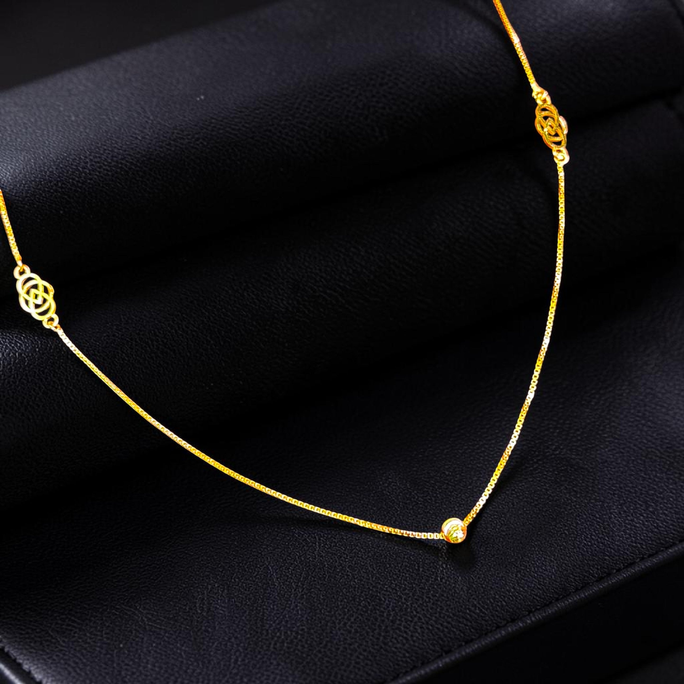 GCH-(WGT: 1.980 GM APPROX) BIS CERTIFIED HUID HALLMARK 9KT GOLD CHAIN WITH PENDANT (18 INCH) 1 PIECE FOR WOMEN.