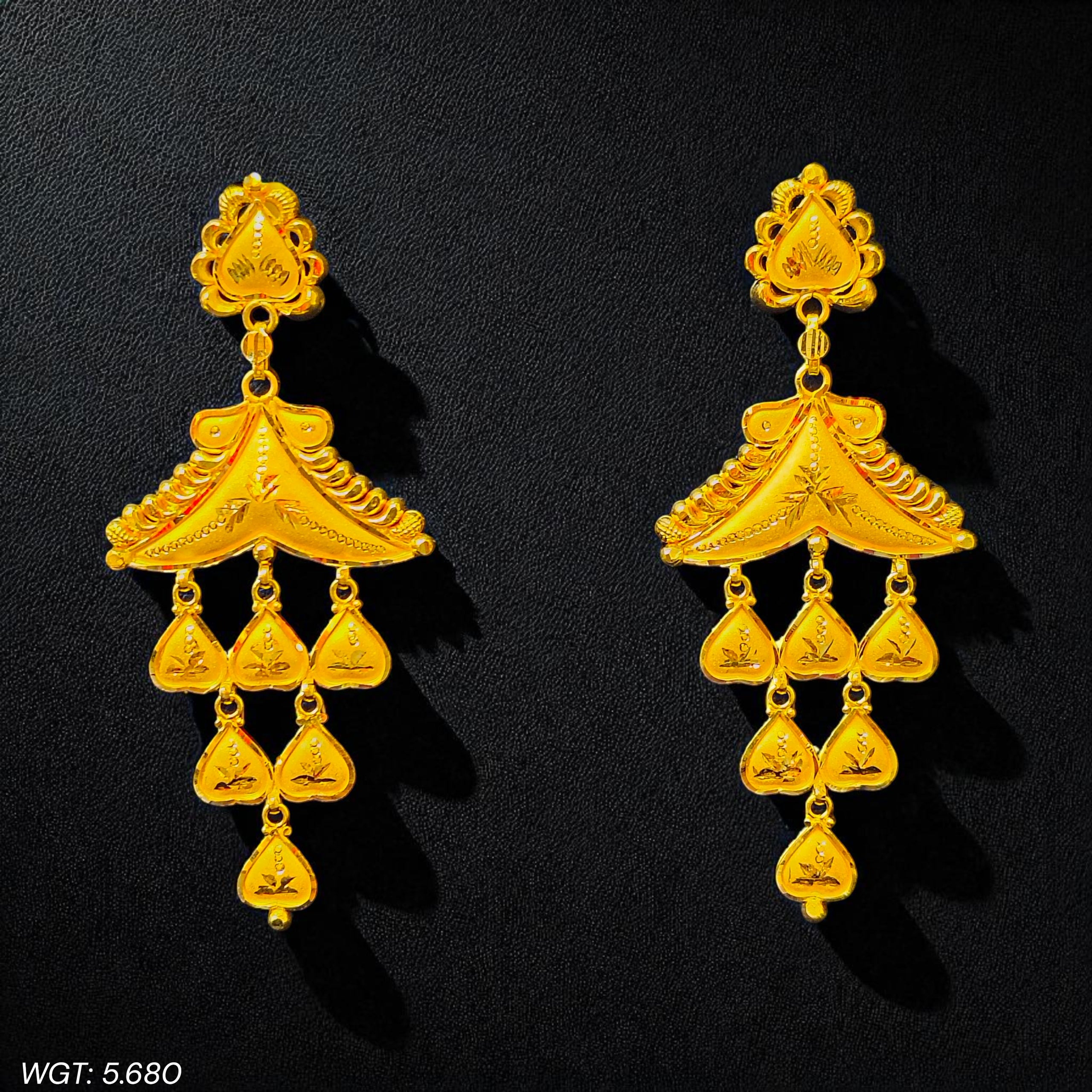 (GER22) BIS CERTIFIED WGT: 5.680 GM APPROX HUID HALLMARK 916 22KT GOLD EARRINGS KANBALA 1 PAIR FOR WOMEN.