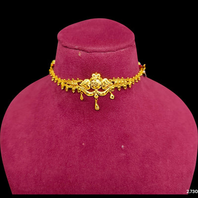 GCN9K- (I575E8) (WGT: 2.730 GM APPROX) BIS CERTIFIED HUID HALLMARK 375 9KT GOLD CHOKER 1 PIECE FOR WOMEN.