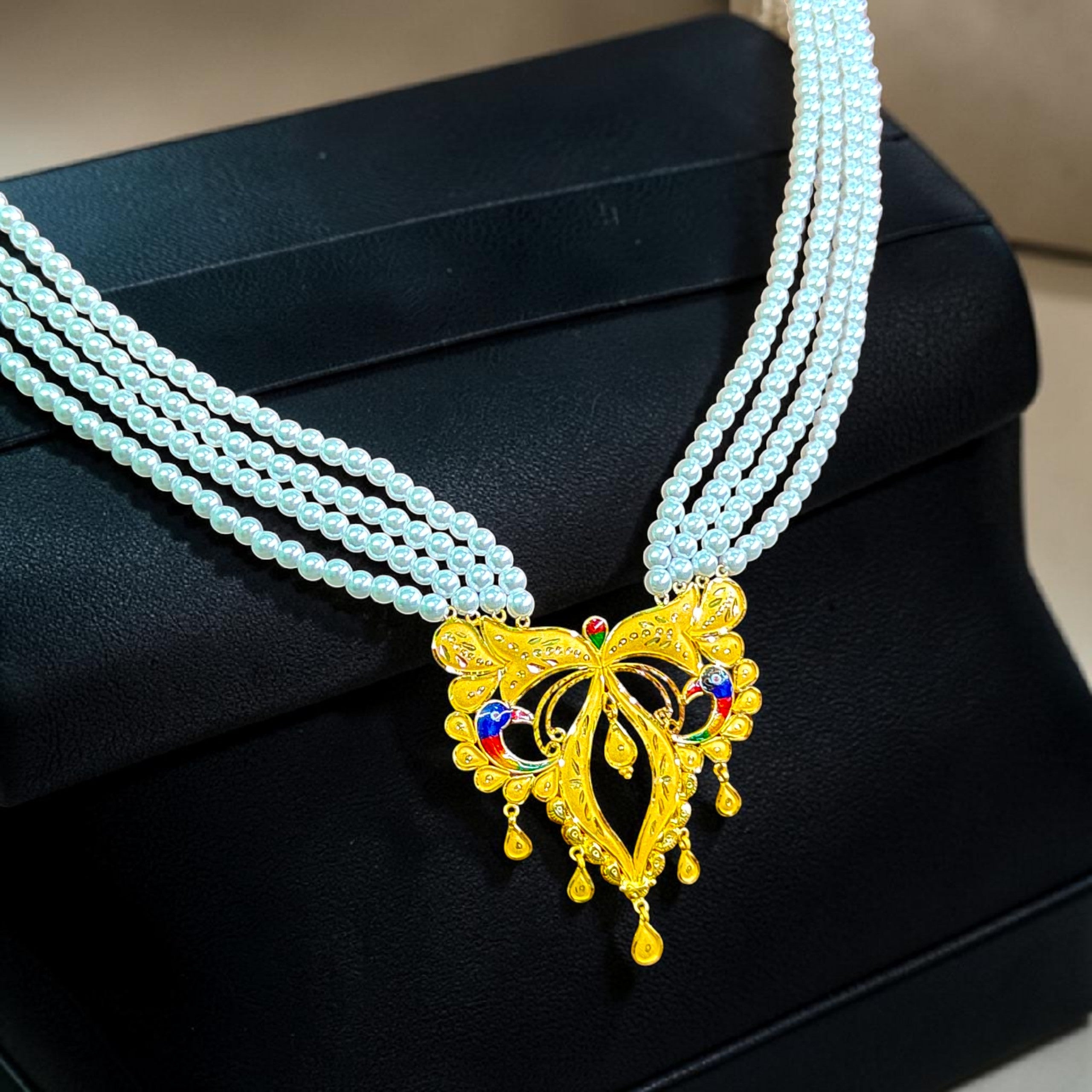 (GMH) TRJ WGT: 3.620 GM APPROX 22KT HUID HALLMARK GOLD MOTI SITAHAR NECKLACE 1 PIECE WITH ADJUSTABLE TASSEL.