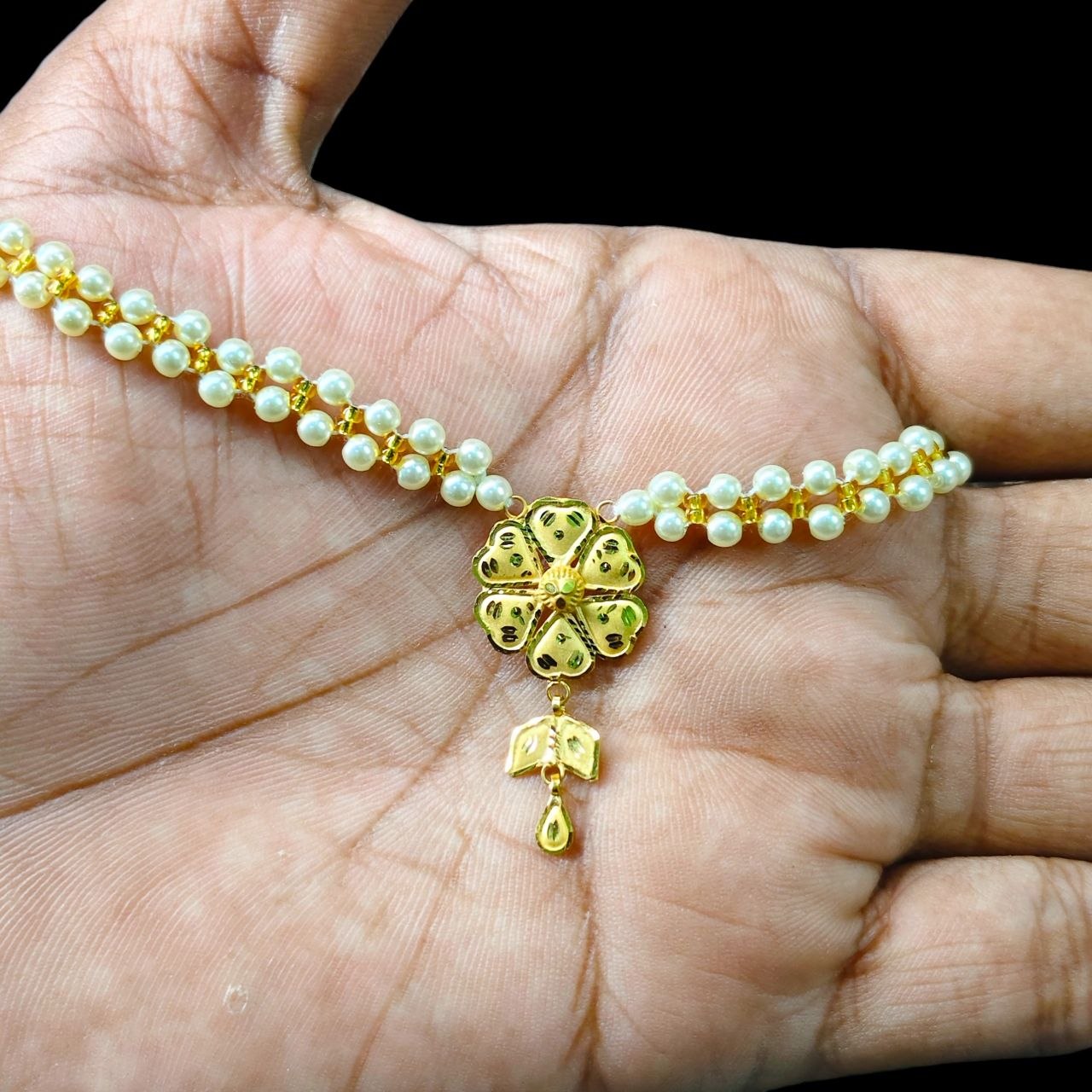 GMP9K- WGT: 0.730 GM APPROX CERTIFIED BIS HUID HALLMARK 375 9KT GOLD MOTI PENDANT 1 PIECE FOR WOMEN.