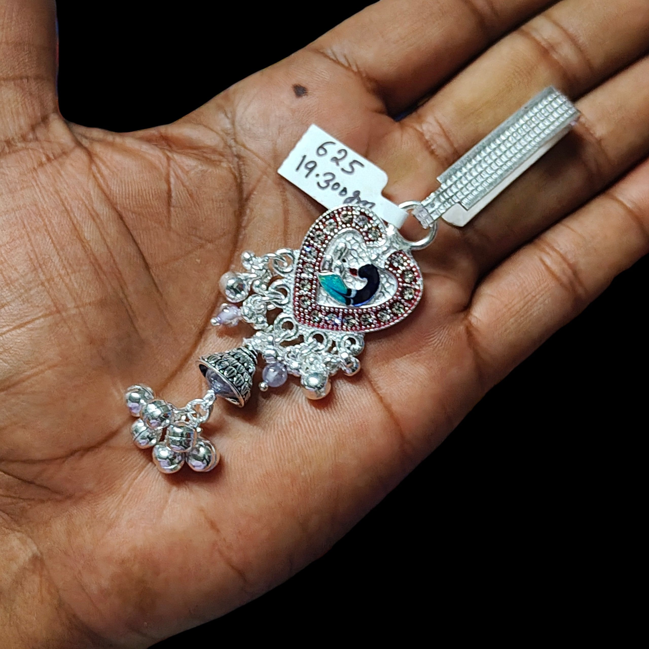 SILVER KAMAR CHABI- (WGT: 19.300 GM APPROX) 625 SILVER KAMAR CHABI 1 PIECE FOR MARRIAGE GIFT PURPOSE.