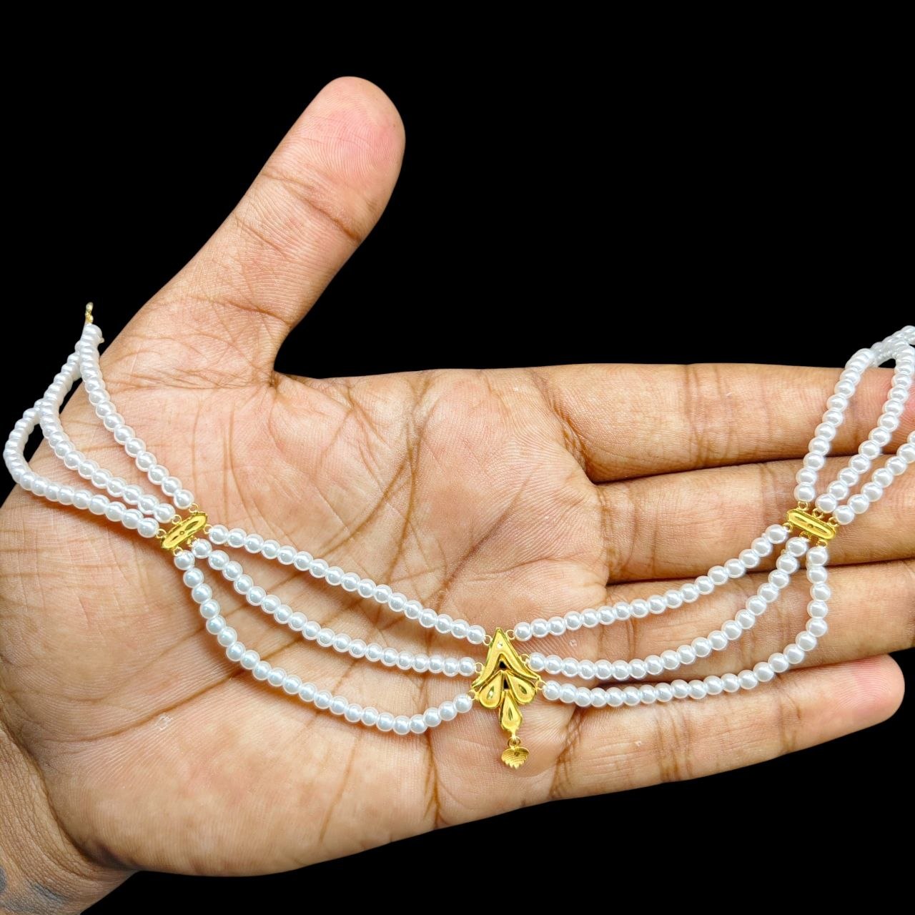 GOLD MOTI HAR- (WGT: 1.110 GM APPROX) CERTIFIED BIS HALLMARK HUID 22KT GOLD MOTI NECKLACE 1 PIECE WITH ADJUSTABLE TASSEL.
